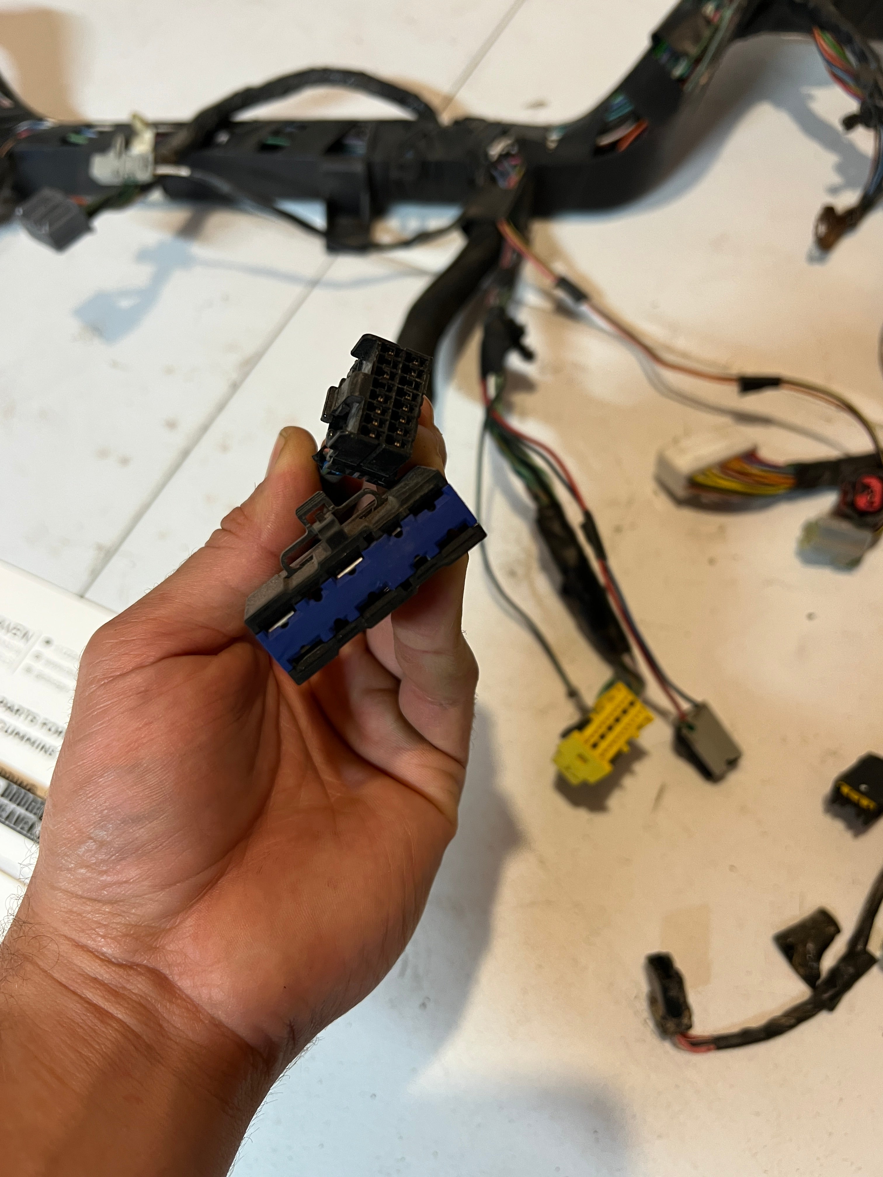 2004-2004 Dodge Ram 1500 2500 3500 Dash Wiring Harness