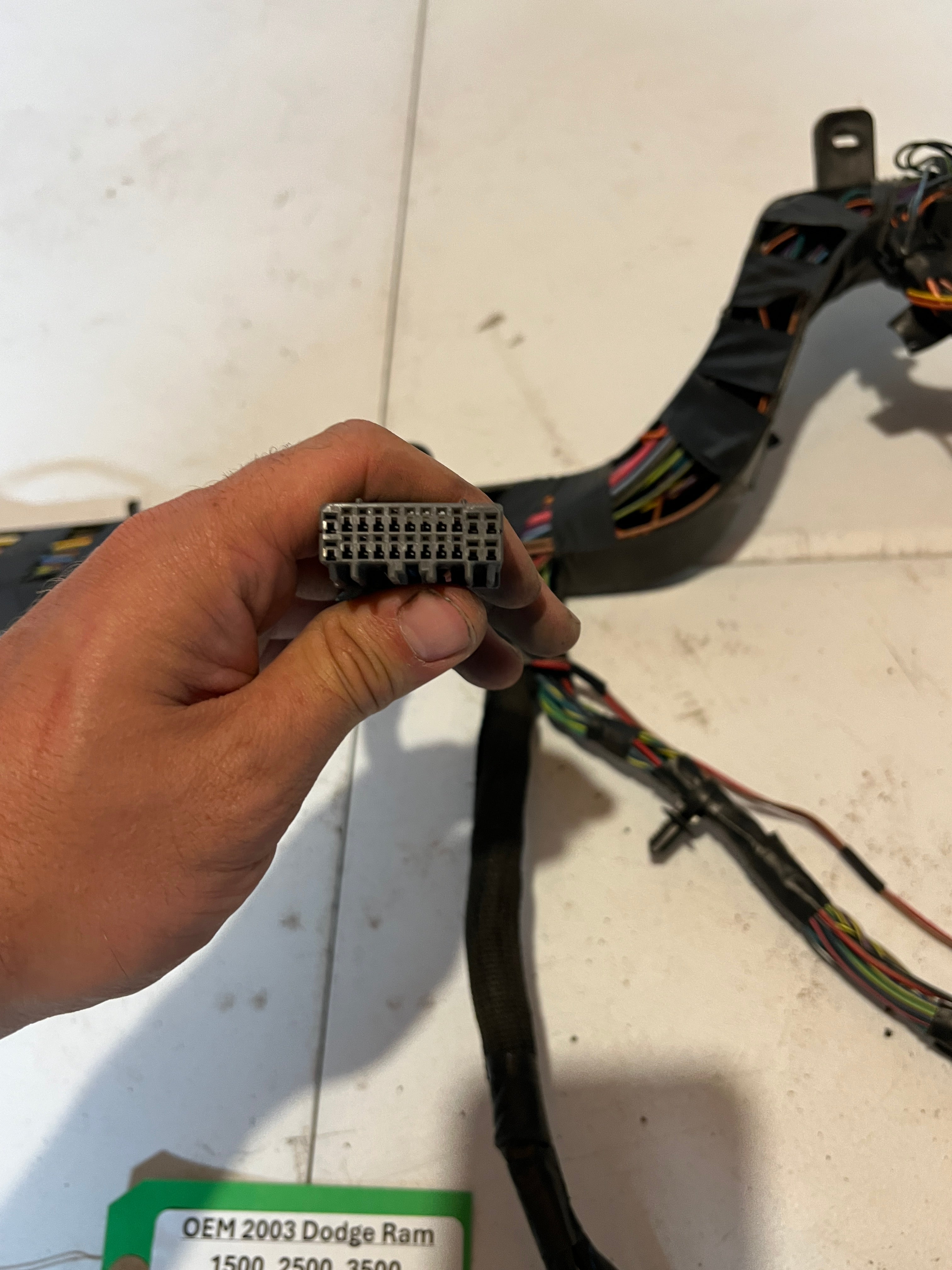 2003-2003 Dodge Ram 1500 2500 3500 Dash Wiring Harness