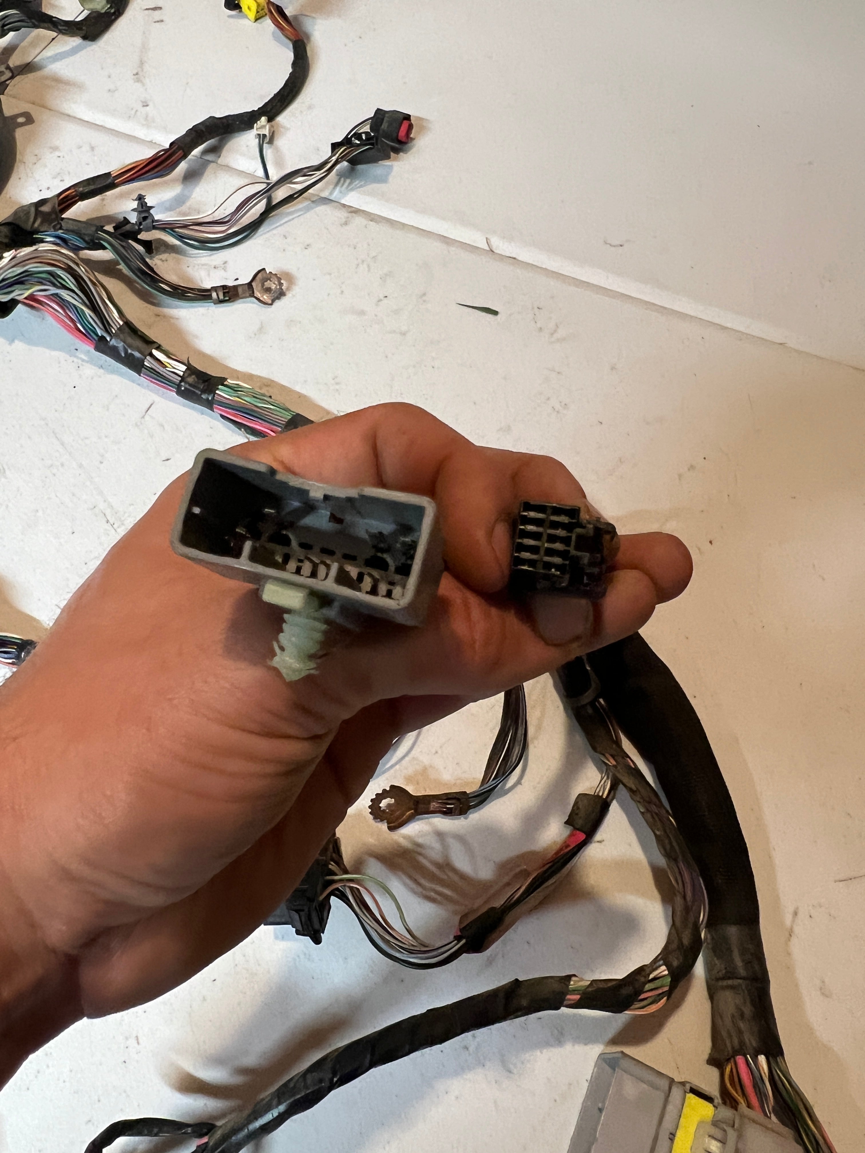 2006-2006 Dodge Ram 1500 2500 3500 Dash Wiring Harness