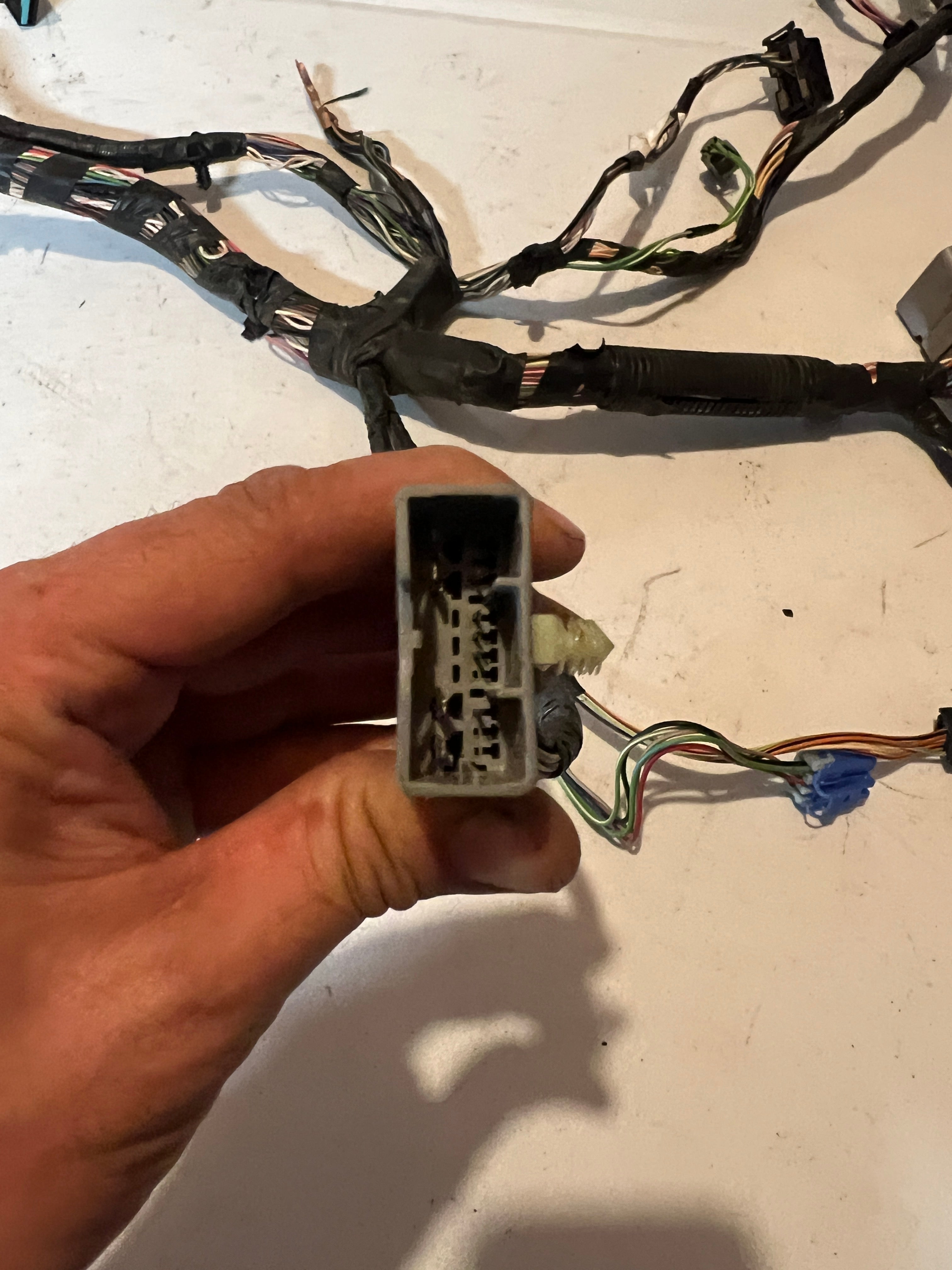 2007-2007 Dodge Ram 1500 2500 3500 Dash Wiring Harness