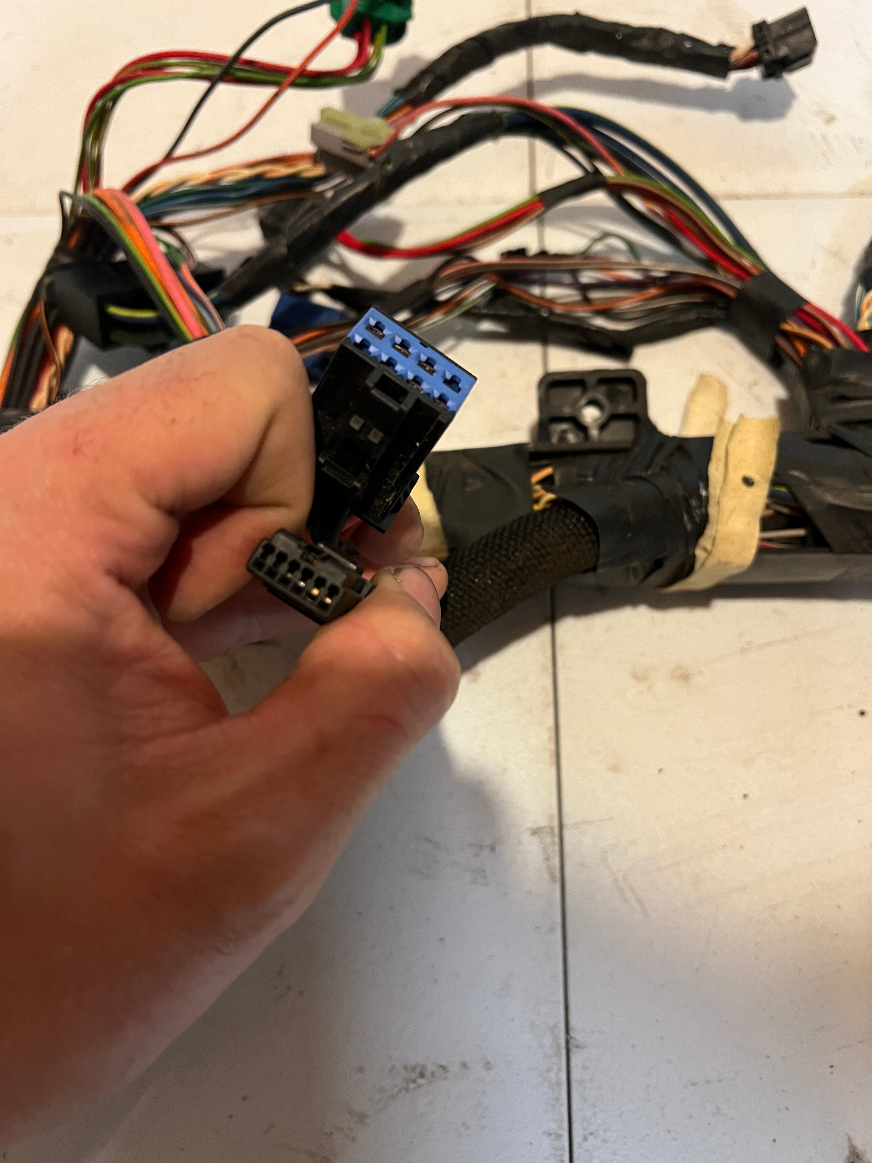 2007-2007 Dodge Ram 1500 Dash Wiring Harness