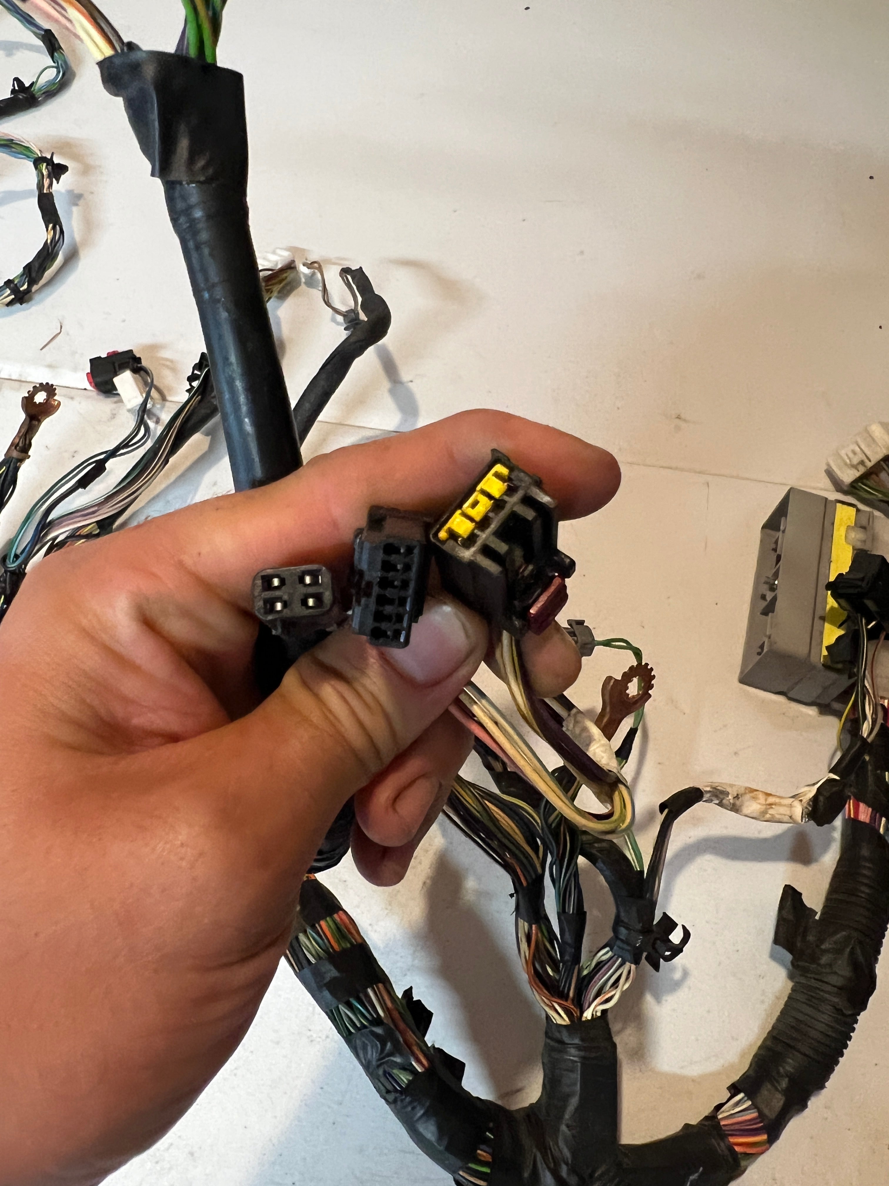 2007-2007 Dodge Ram 1500 Dash Wiring Harness