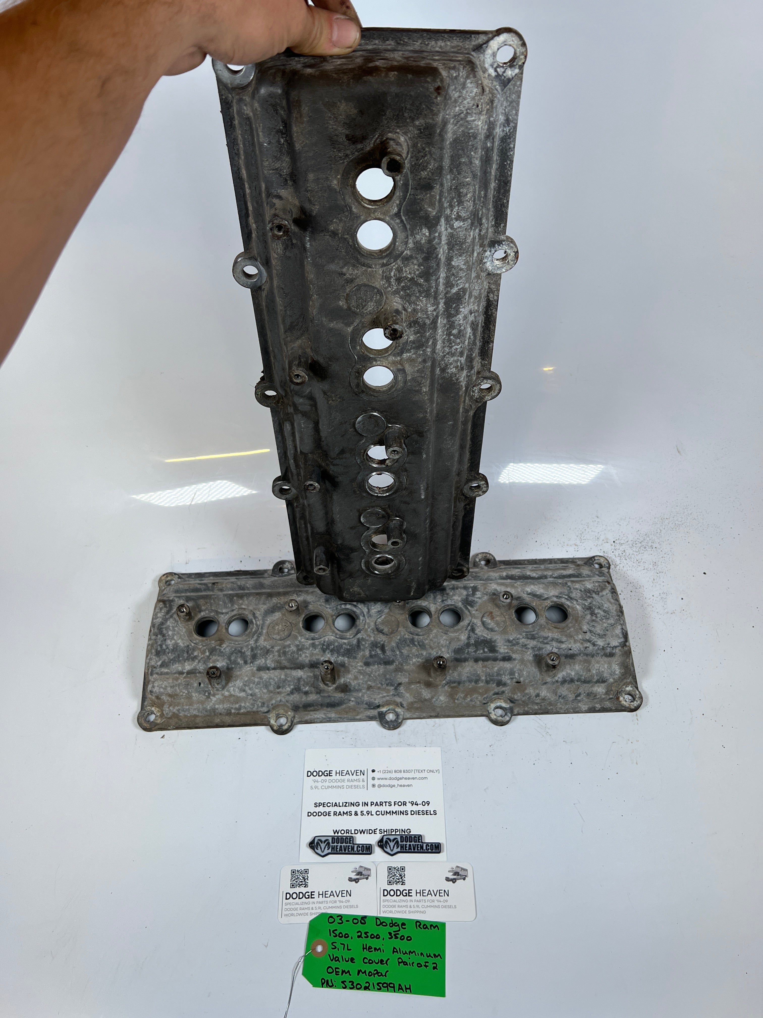 2003-2005 Dodge Ram 5.7L Hemi Aluminum Valve Cover QTY 2