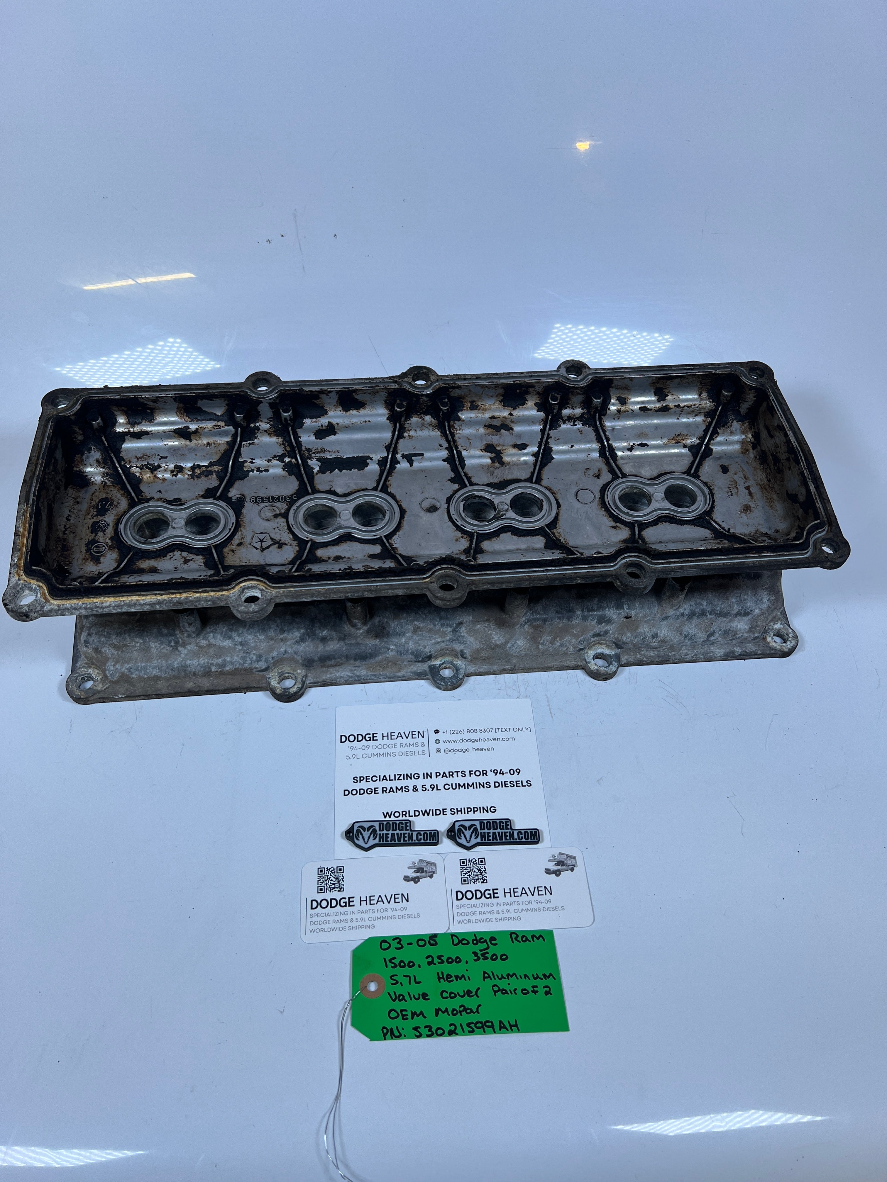 2003-2005 Dodge Ram 5.7L Hemi Aluminum Valve Cover QTY 2