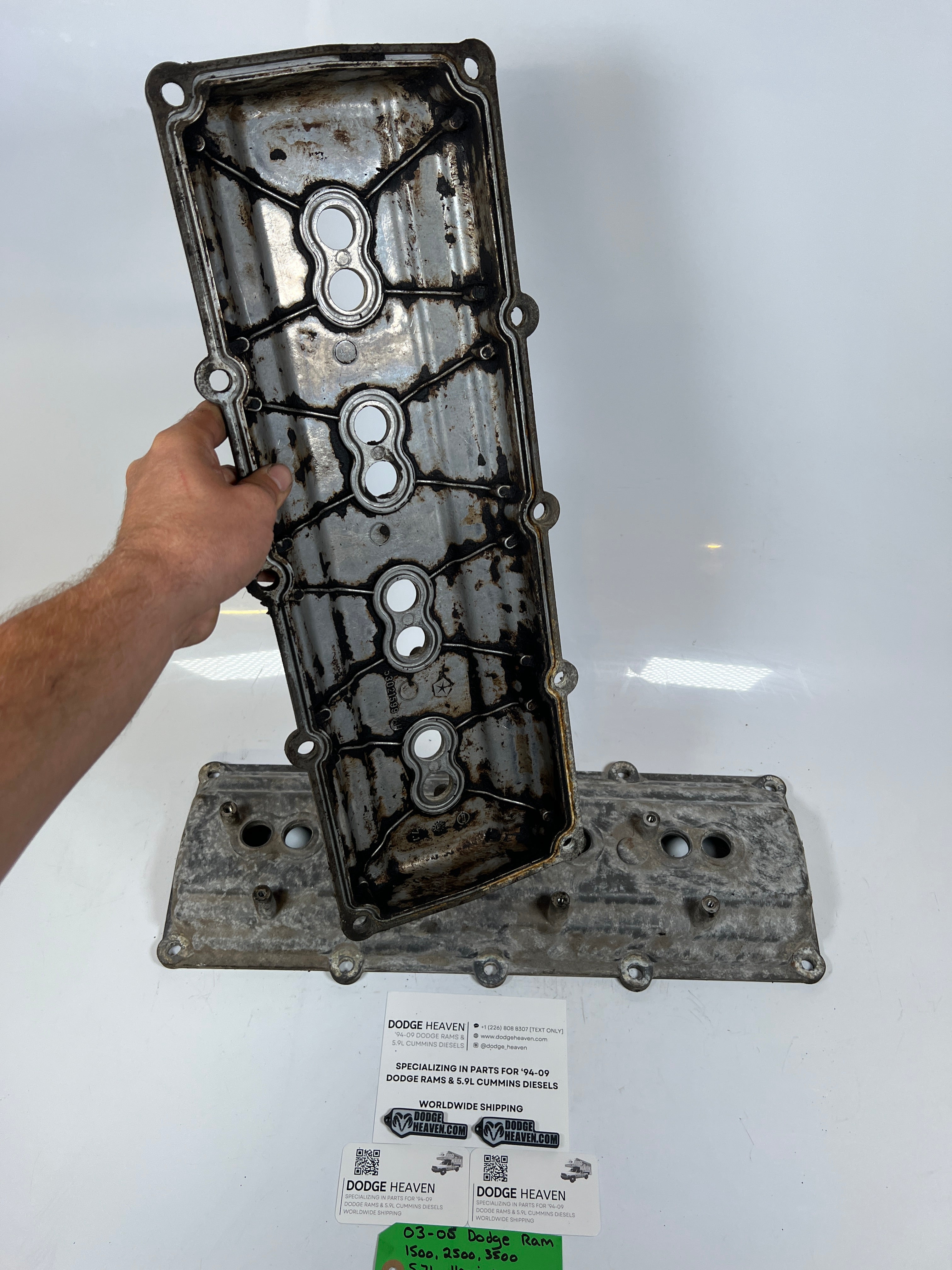 2003-2005 Dodge Ram 5.7L Hemi Aluminum Valve Cover QTY 2