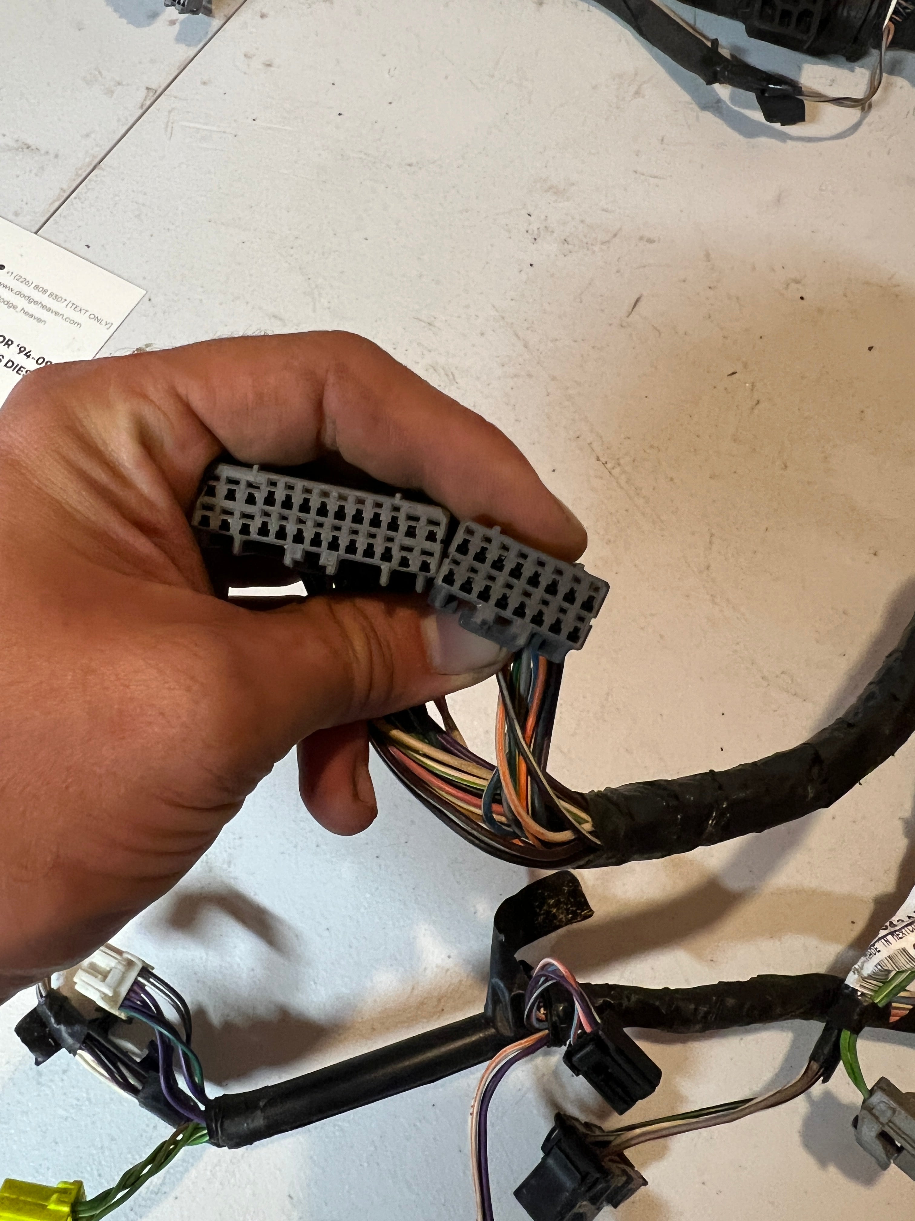 2008-2008 Dodge Ram 1500 2500 3500 Dash Wiring Harness