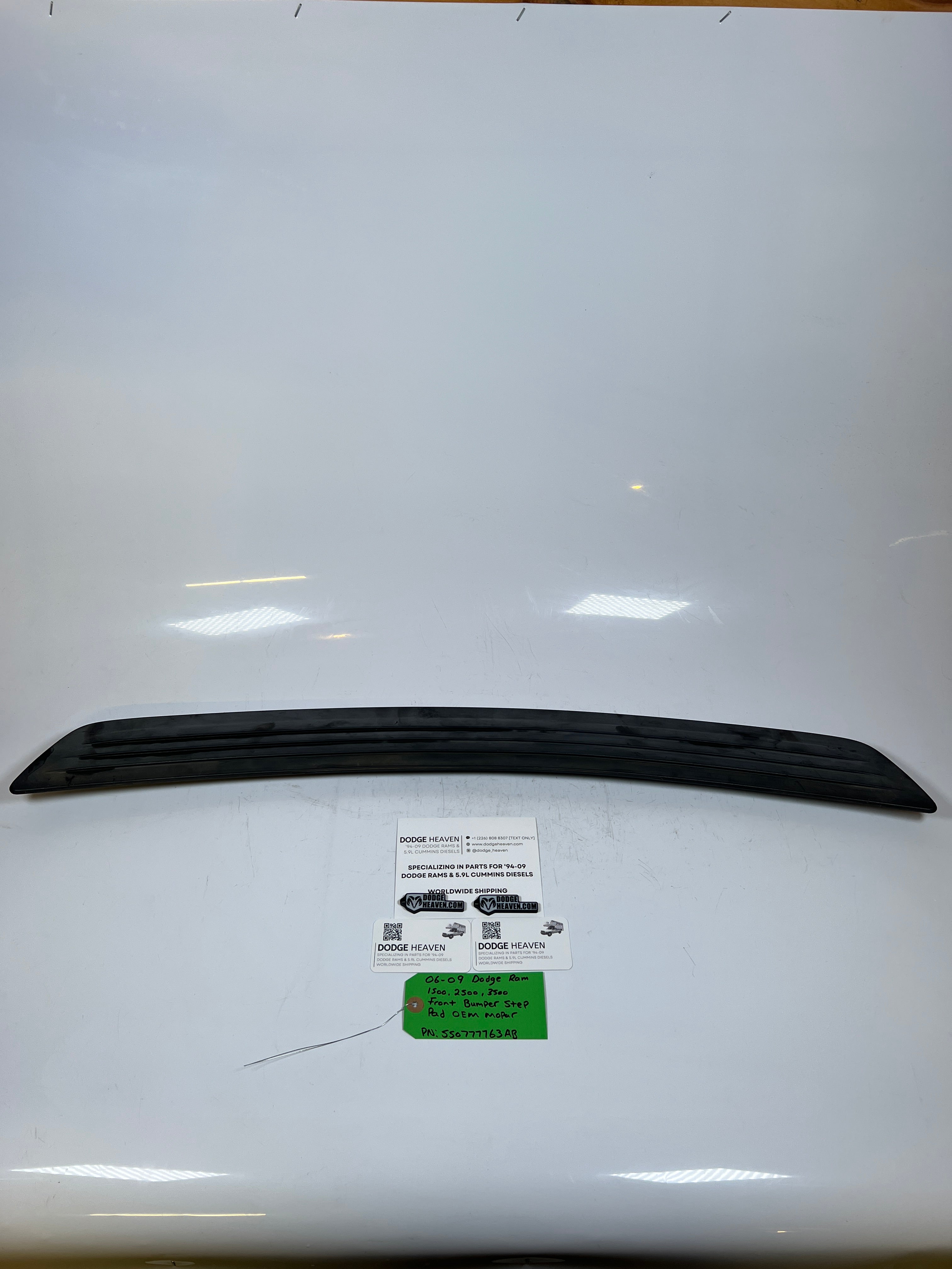 2006-2009 Dodge Ram 1500-3500 Front Bumper Step Pad