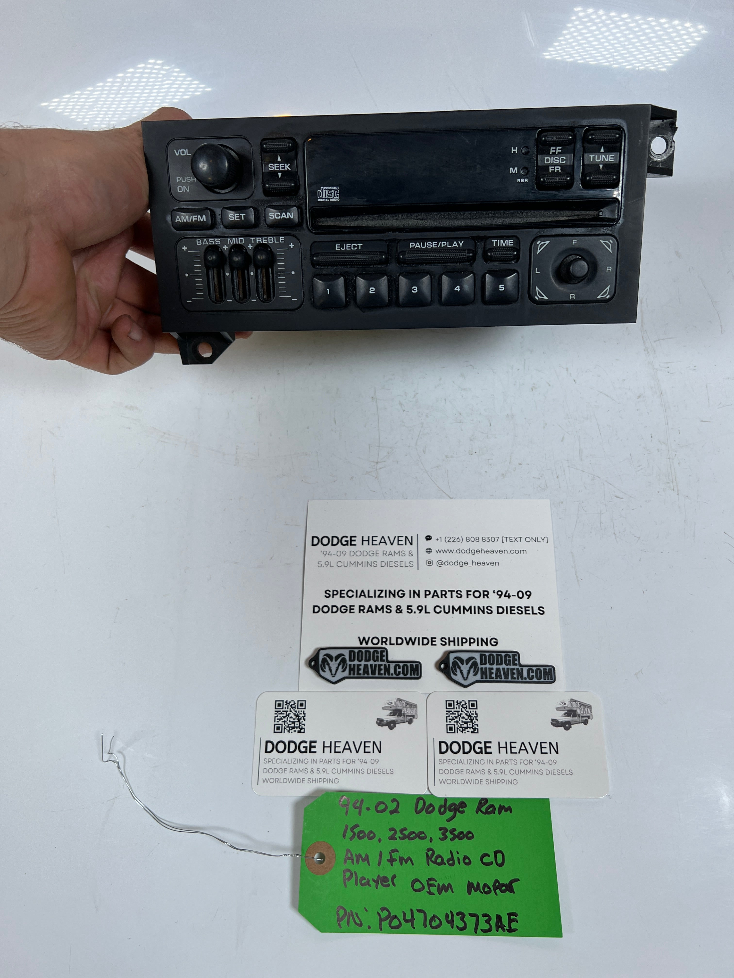 1994-2002 Dodge Ram AM / FM Radio CD Player