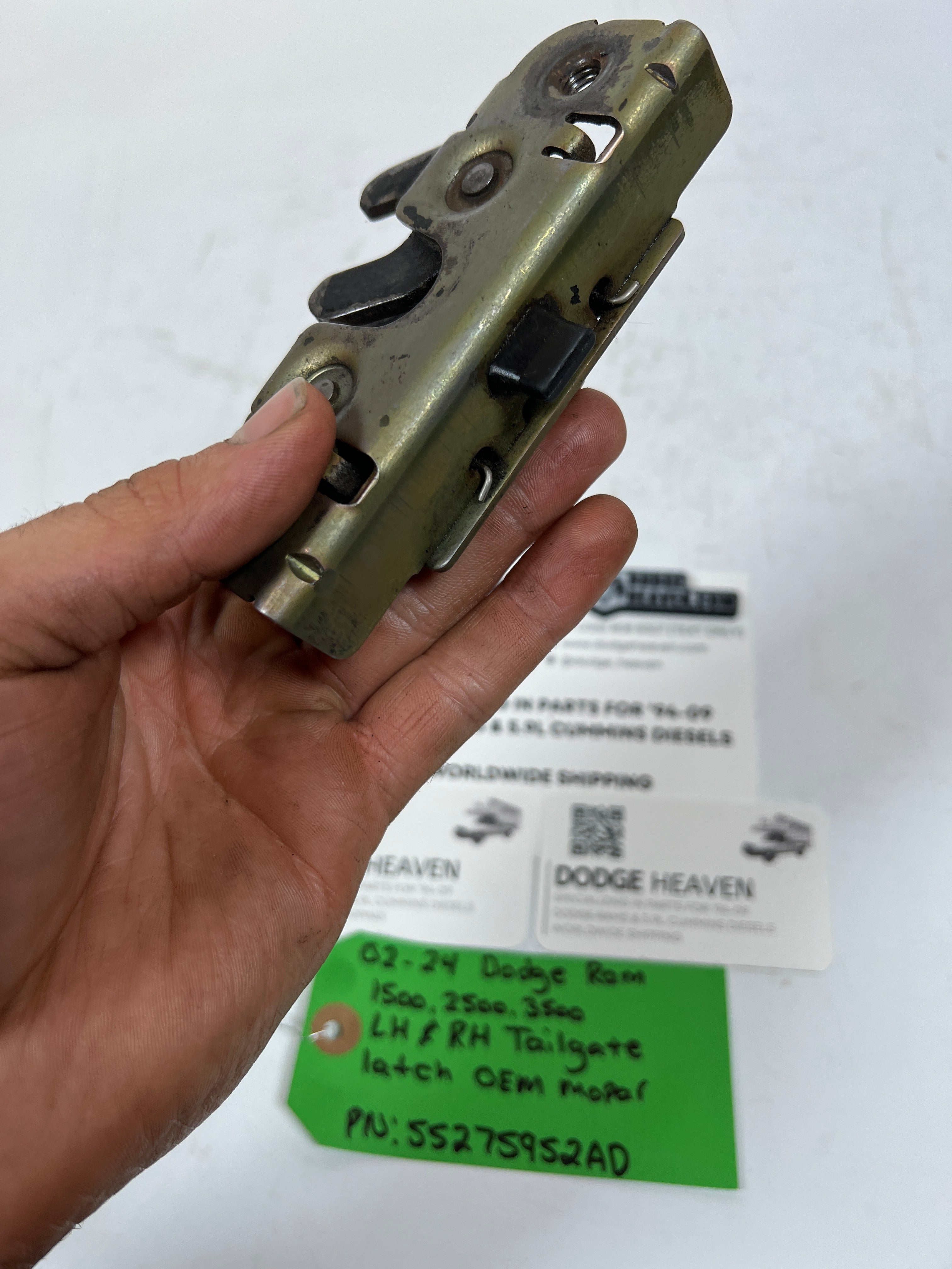 2002-2009 Dodge Ram 1500-3500 Tailgate Latch RH & LH