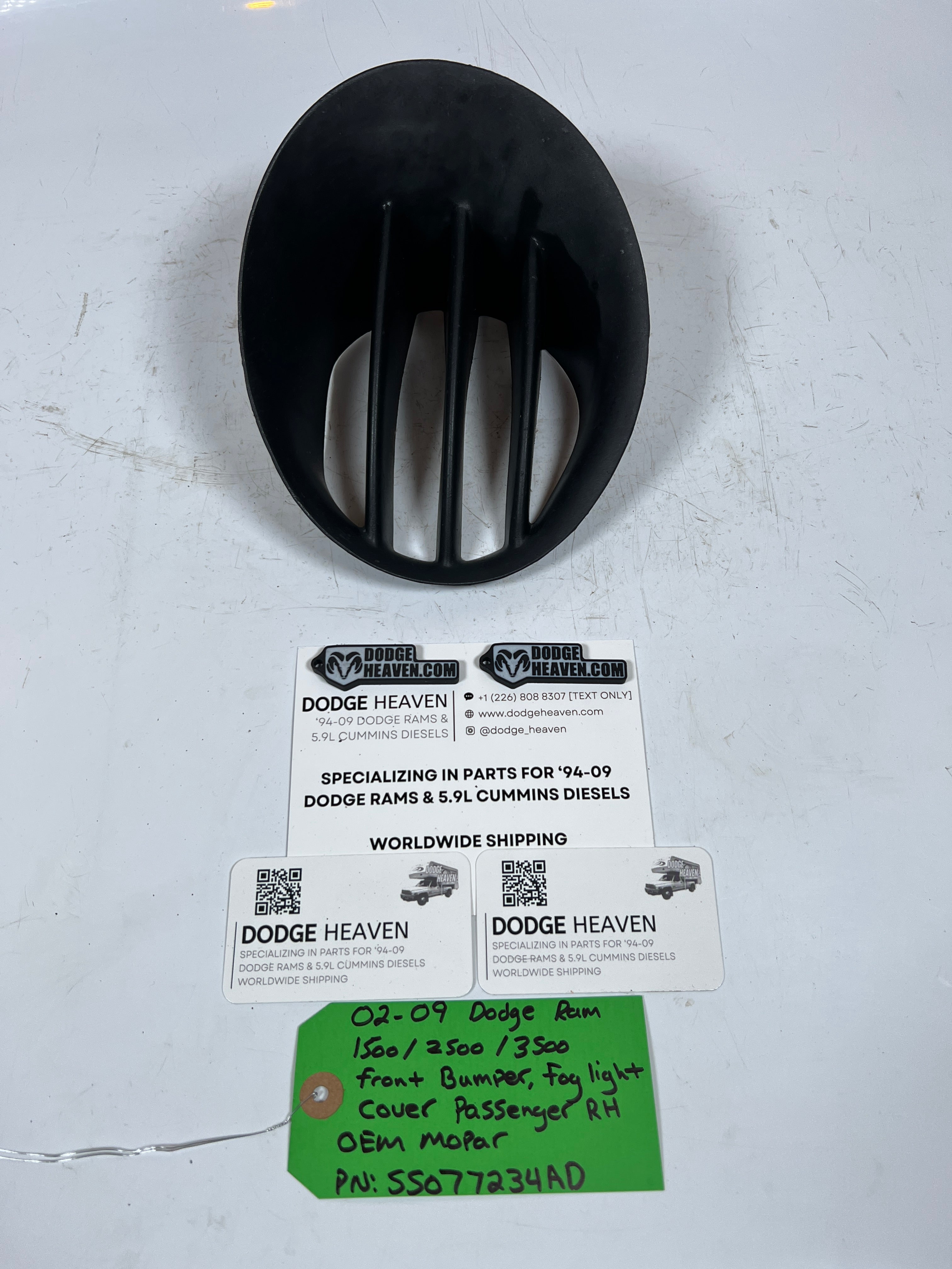 2002-2009 Dodge Ram 1500-3500 Front Bumper Fog Light Cover RH