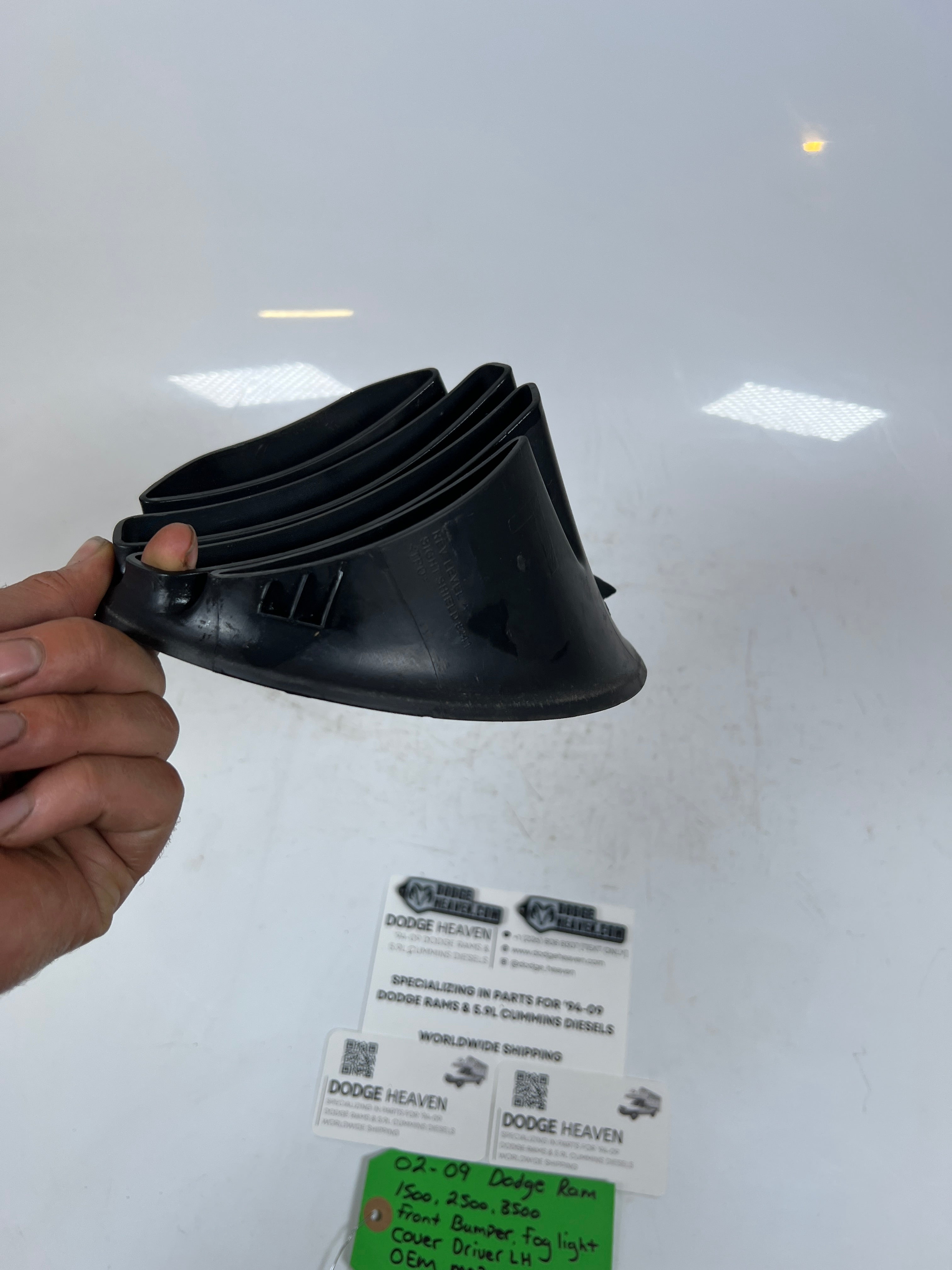 2002-2009 Dodge Ram 1500-3500 Front Bumper Fog Light Cover LH