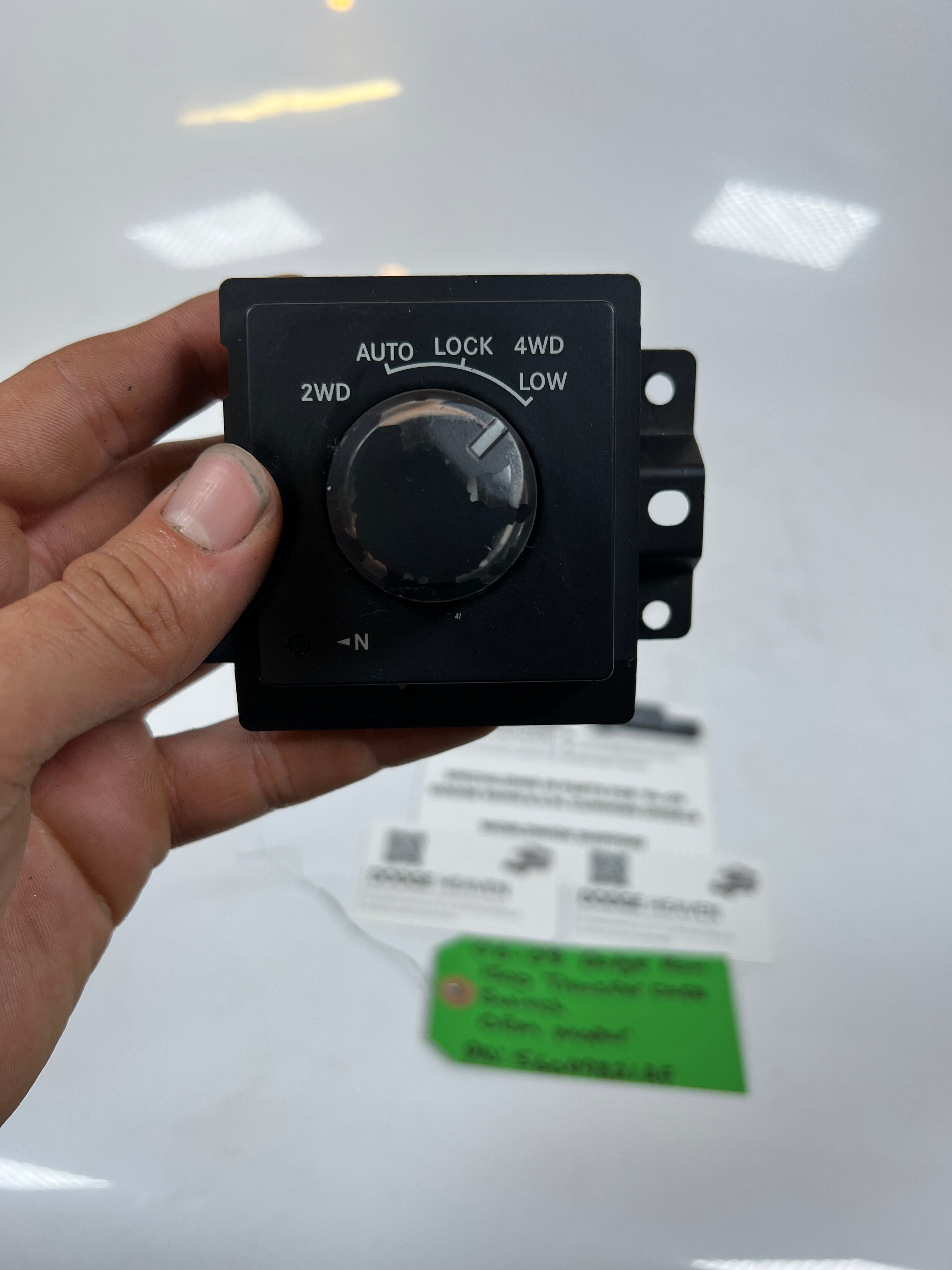 2006-2008 Dodge Ram 1500 AWD Transfer Case Switch