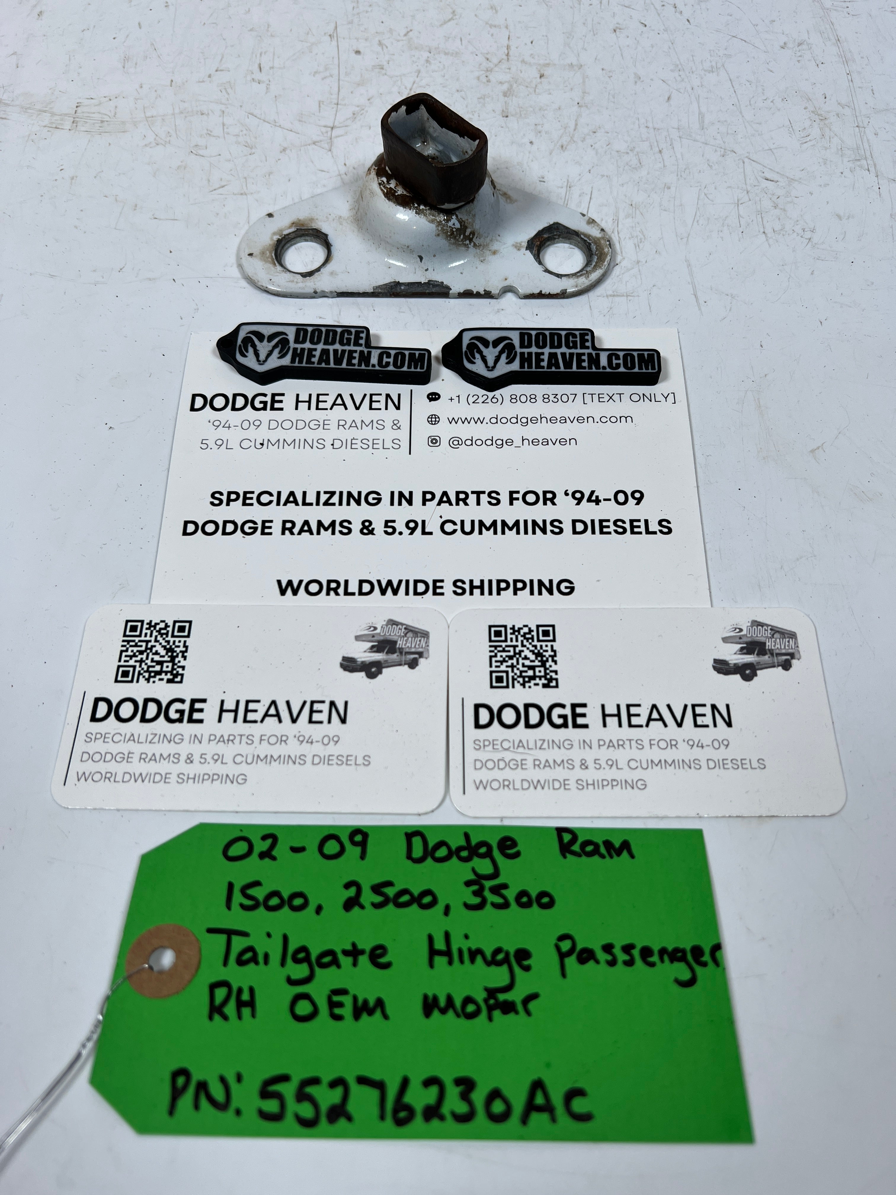 2002-2009 Dodge Ram 1500-3500 Tailgate Hinge Passenger RH