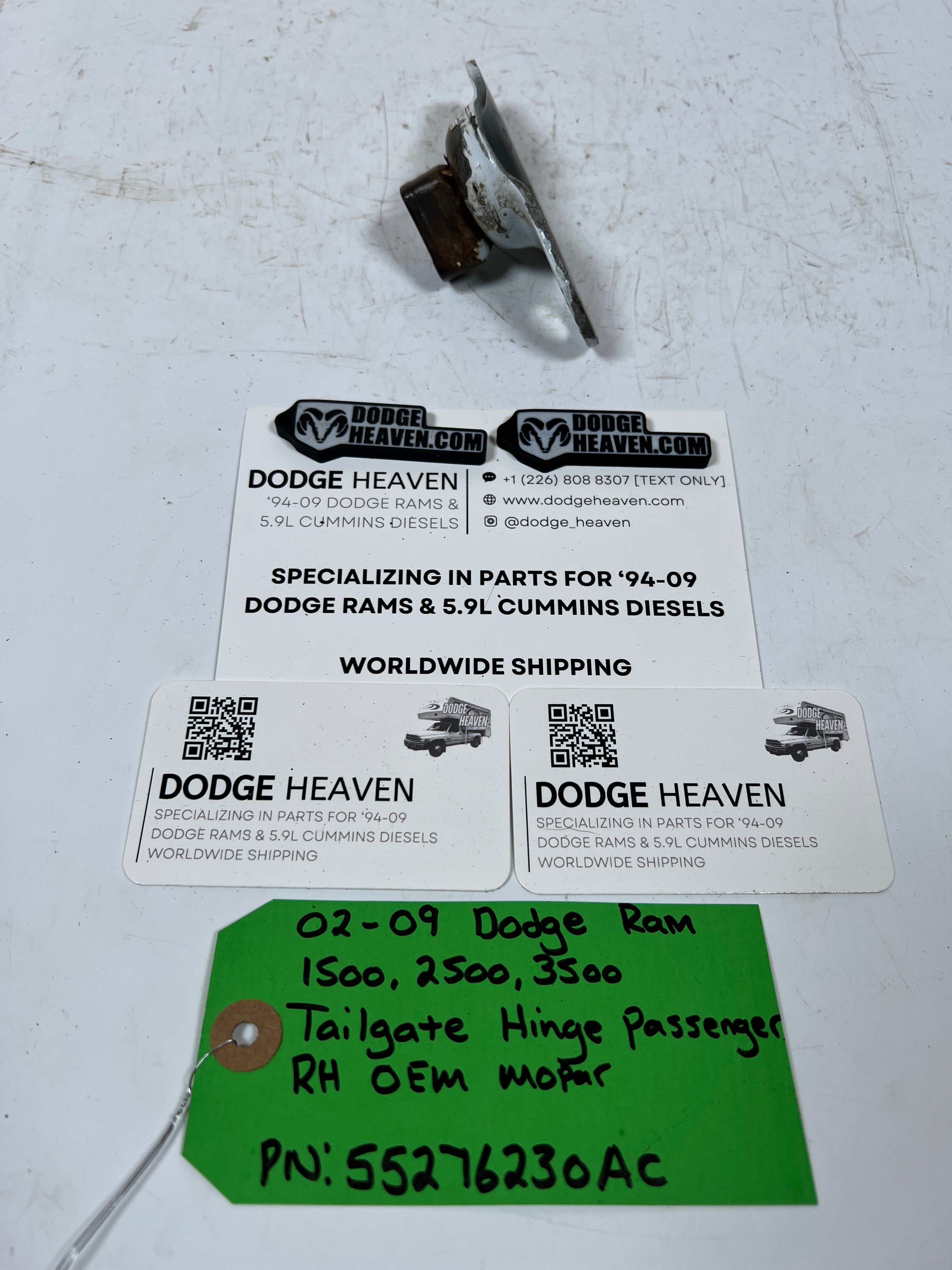 2002-2009 Dodge Ram 1500-3500 Tailgate Hinge Passenger RH