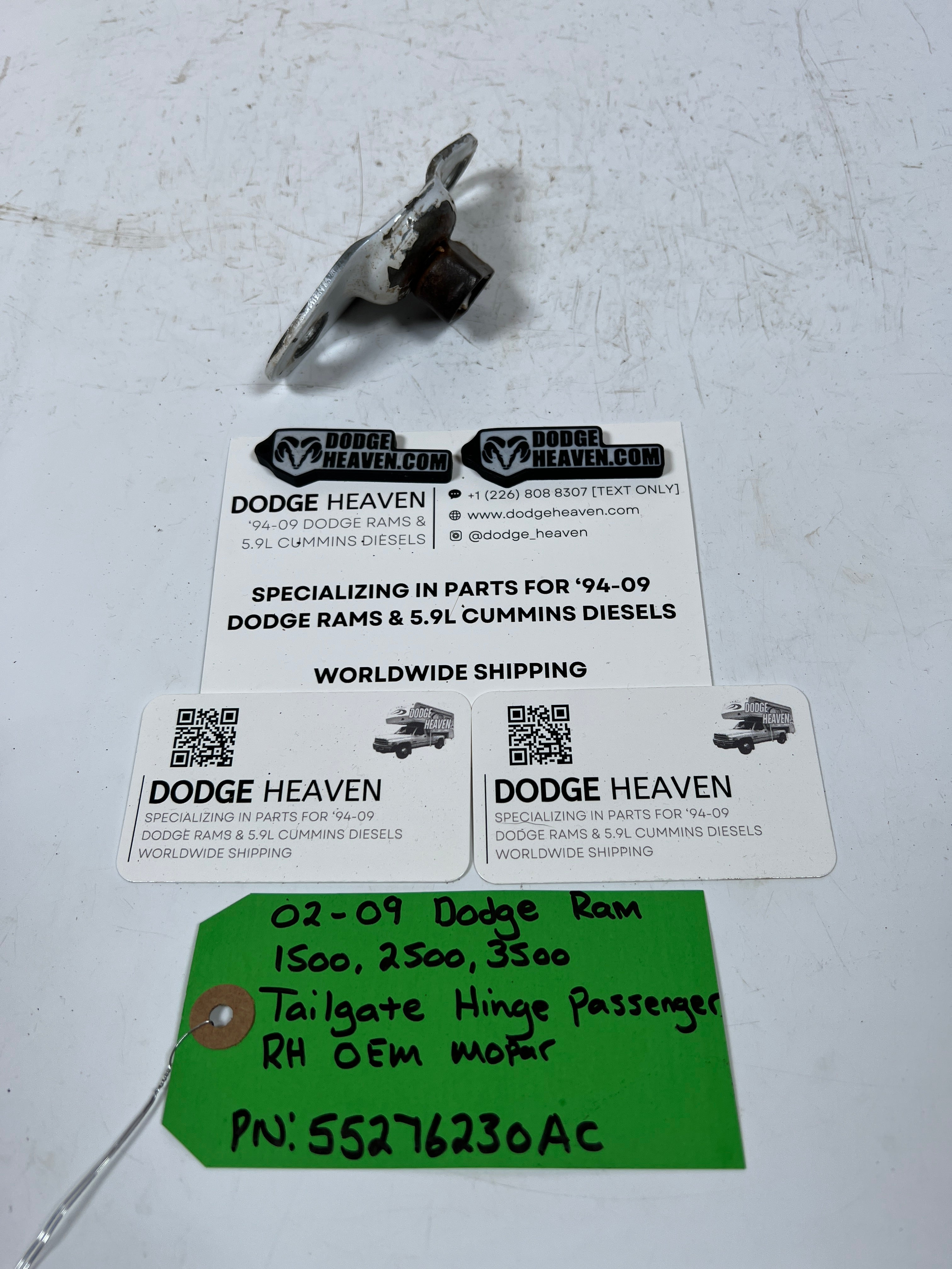 2002-2009 Dodge Ram 1500-3500 Tailgate Hinge Passenger RH