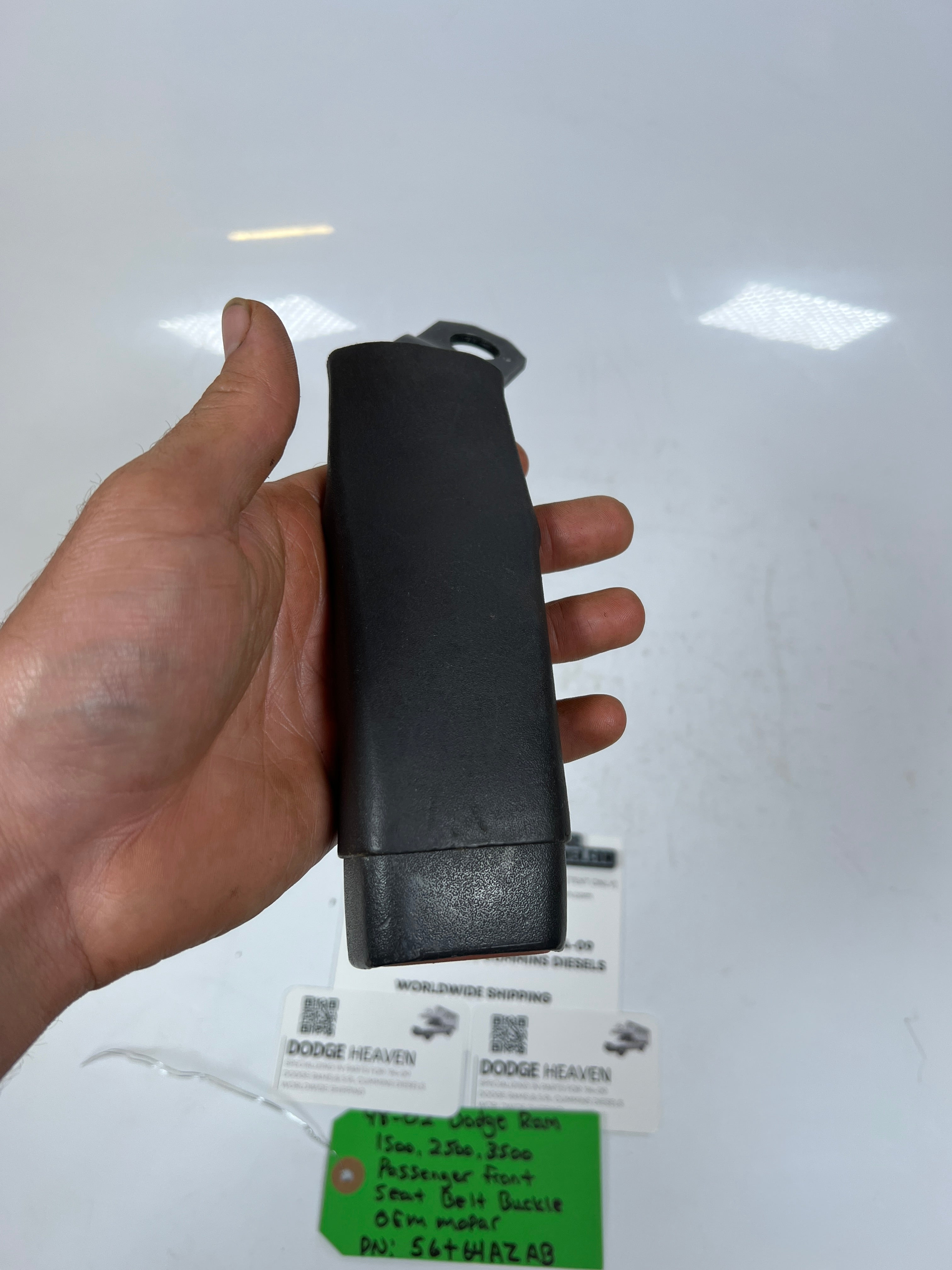 1998-2002 Dodge Ram 1500-3500 Passenger Front Seat Belt Buckle