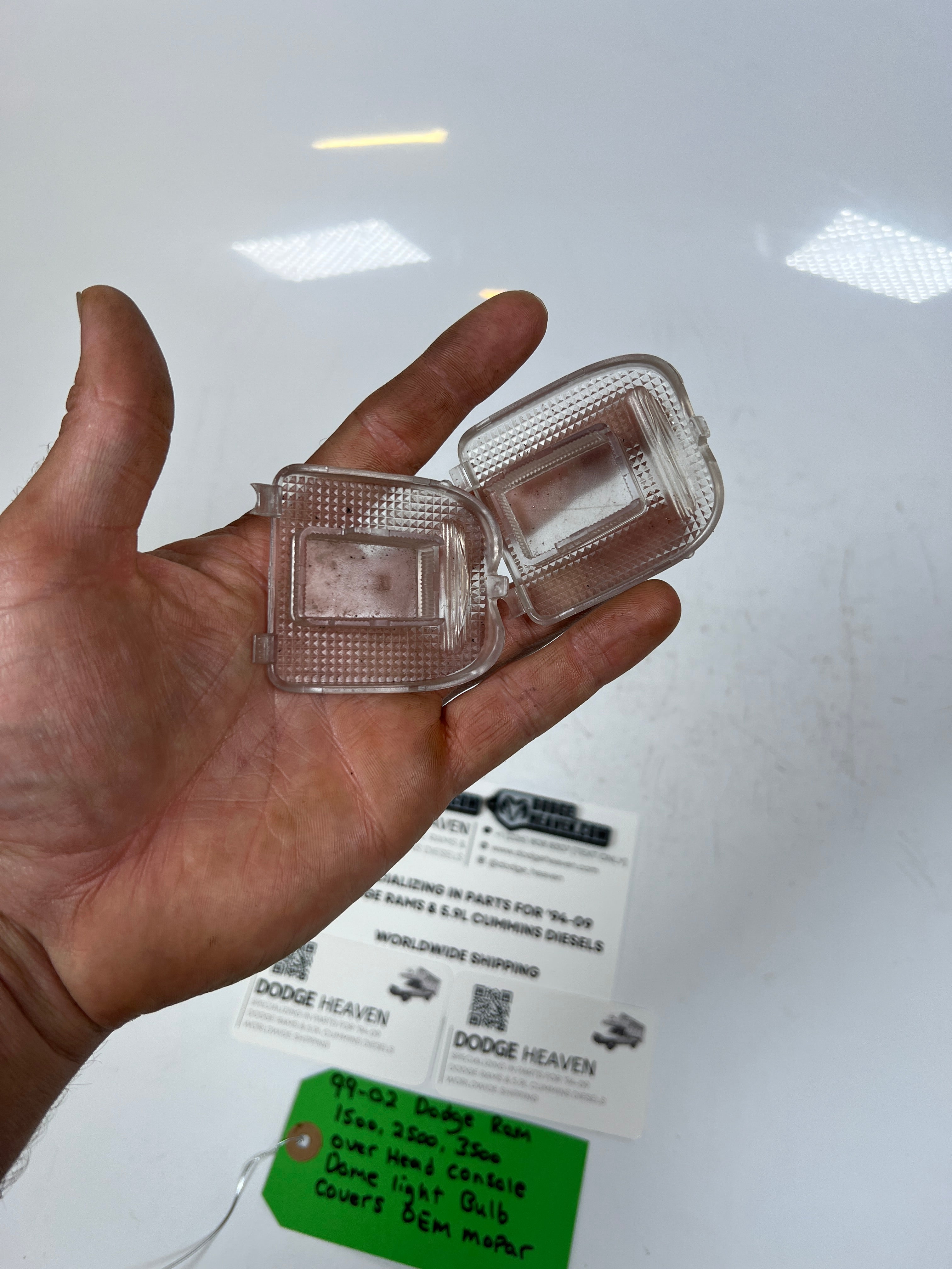 1999-2002 Dodge Ram 1500-3500 Overhead Console Dome Light Bulb Covers Qty 2