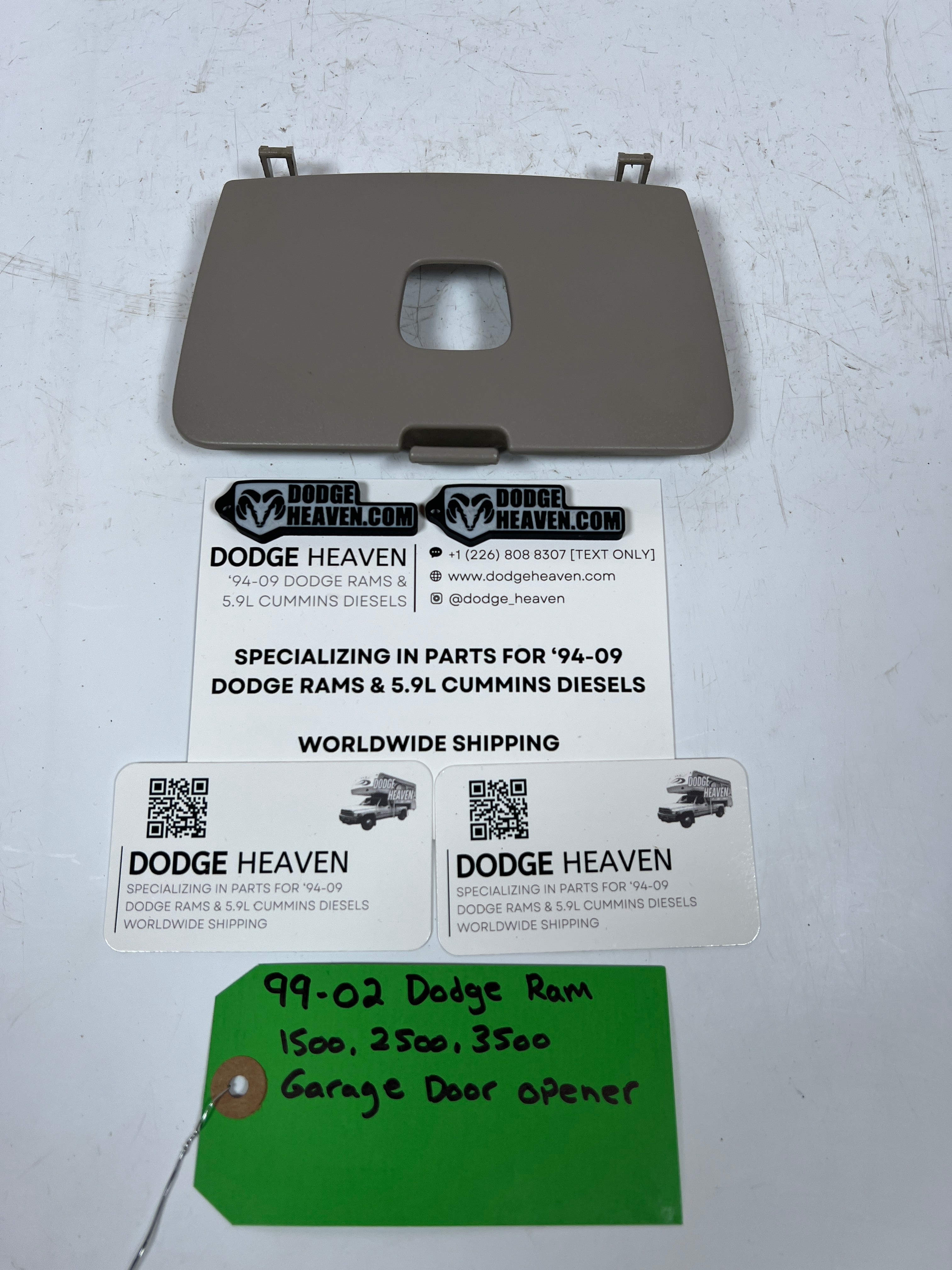 1999-2002 Dodge Ram 1500-3500 Overhead Console Garage Door Opener Trim panel
