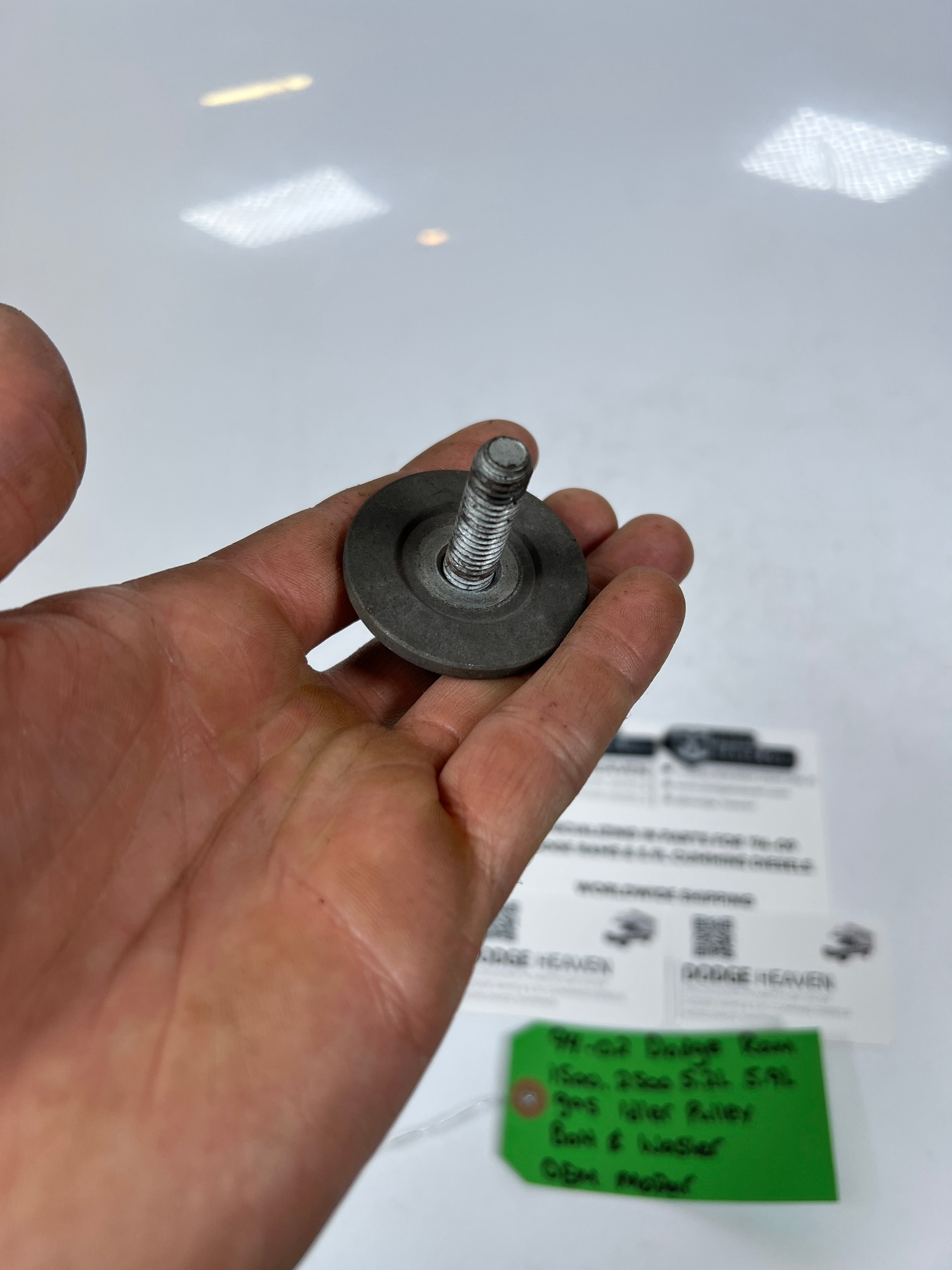 1994-2002 Dodge Ram 5.2L 5.9L Gas Magnum Idler Pulley Bolt & Washer