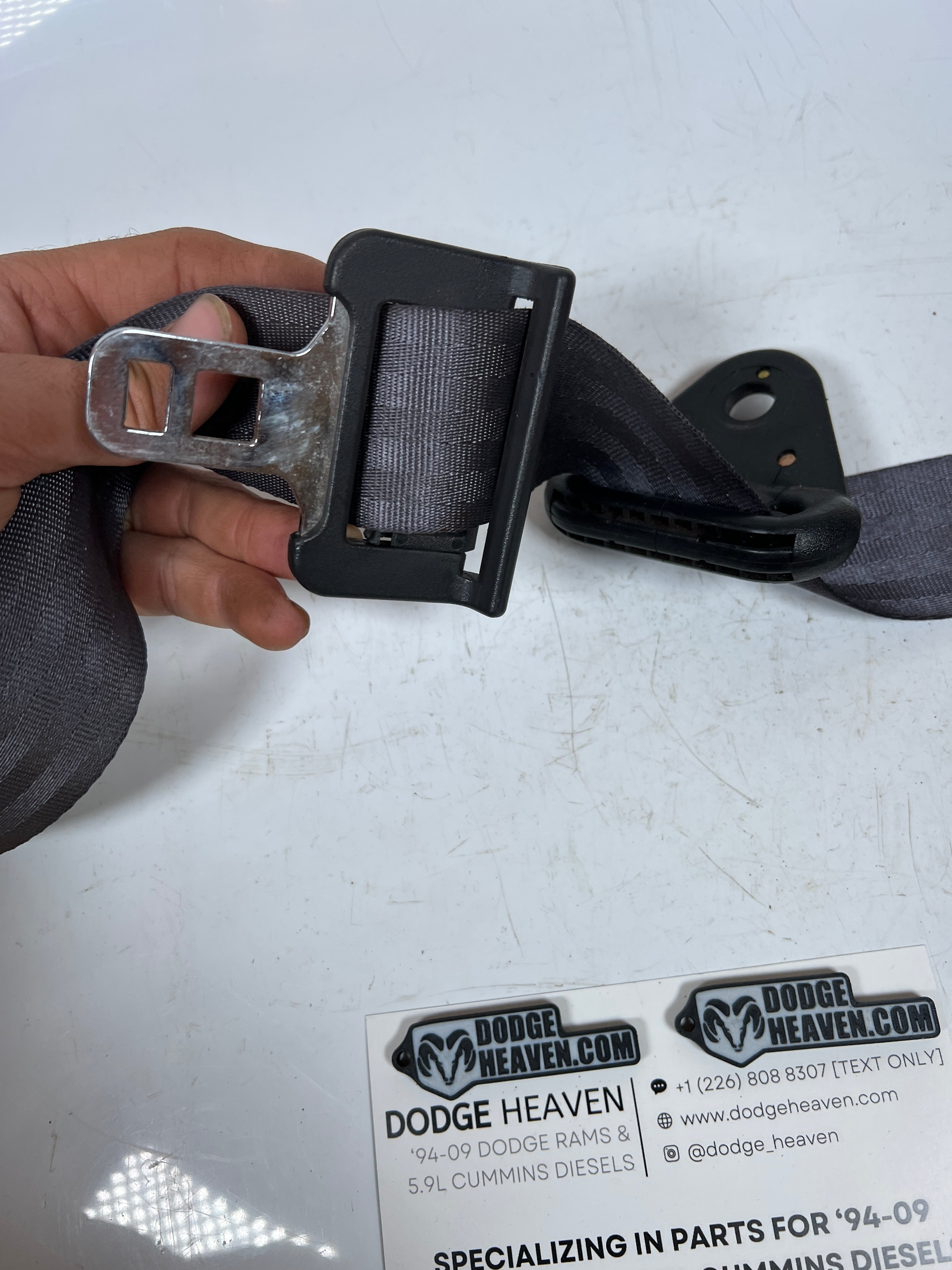 1998-2002 Dodge Ram 1500-3500 Rear Seat Belt Retractor LH & RH