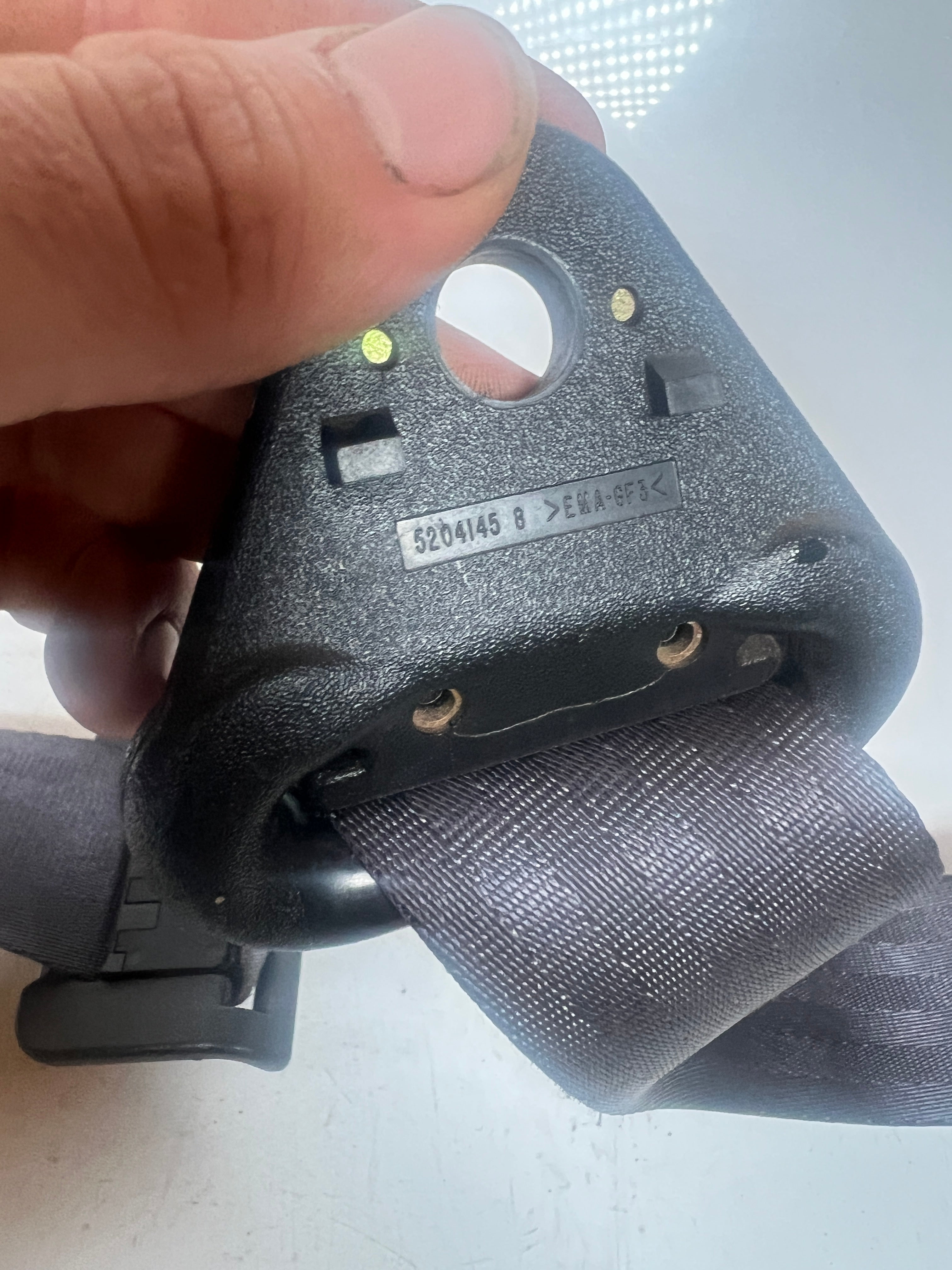 1998-2002 Dodge Ram 1500-3500 Rear Seat Belt Retractor LH & RH
