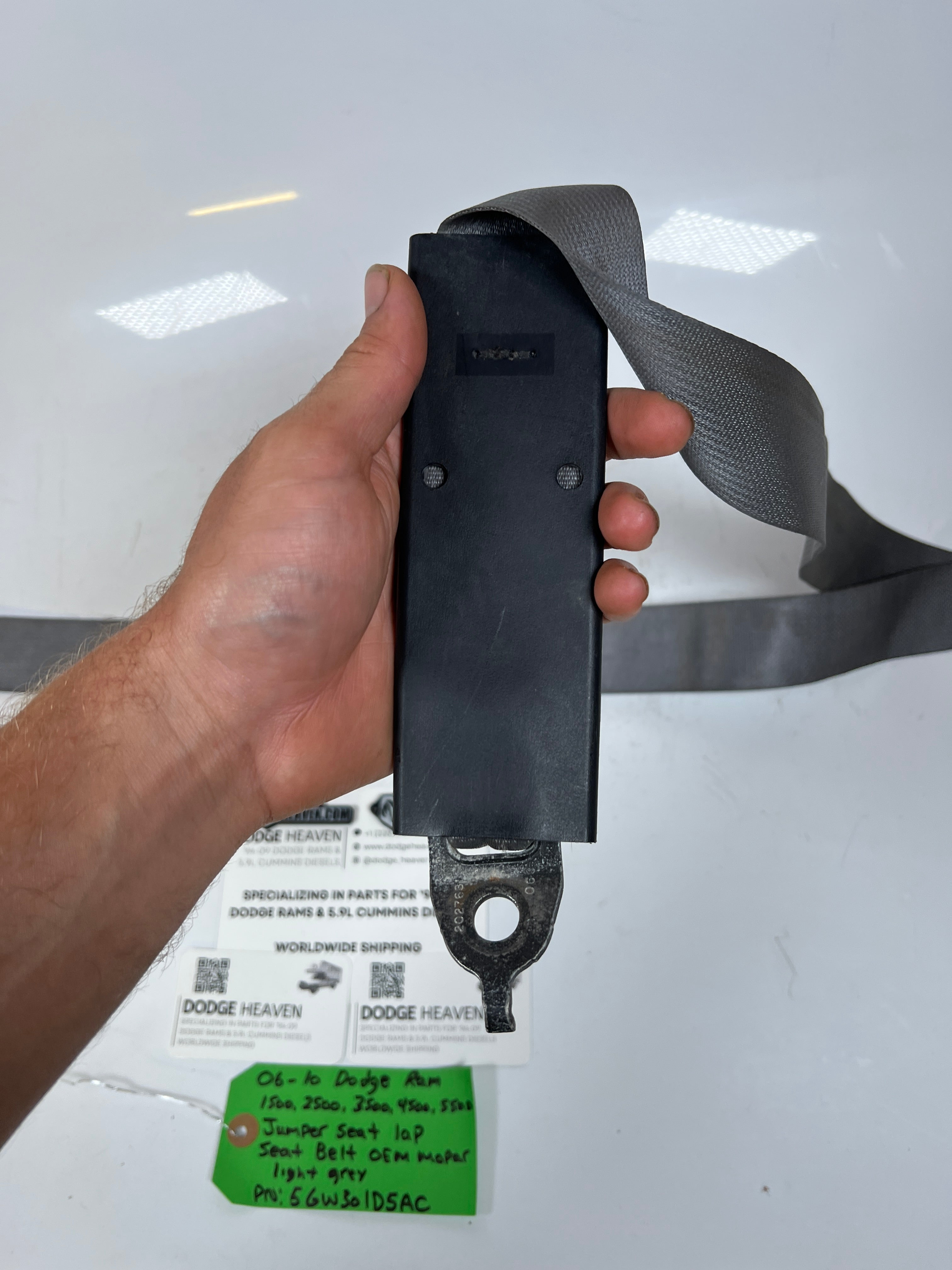 2006-2010 Dodge Ram Lap Seat Belt Center Jumper Seat
