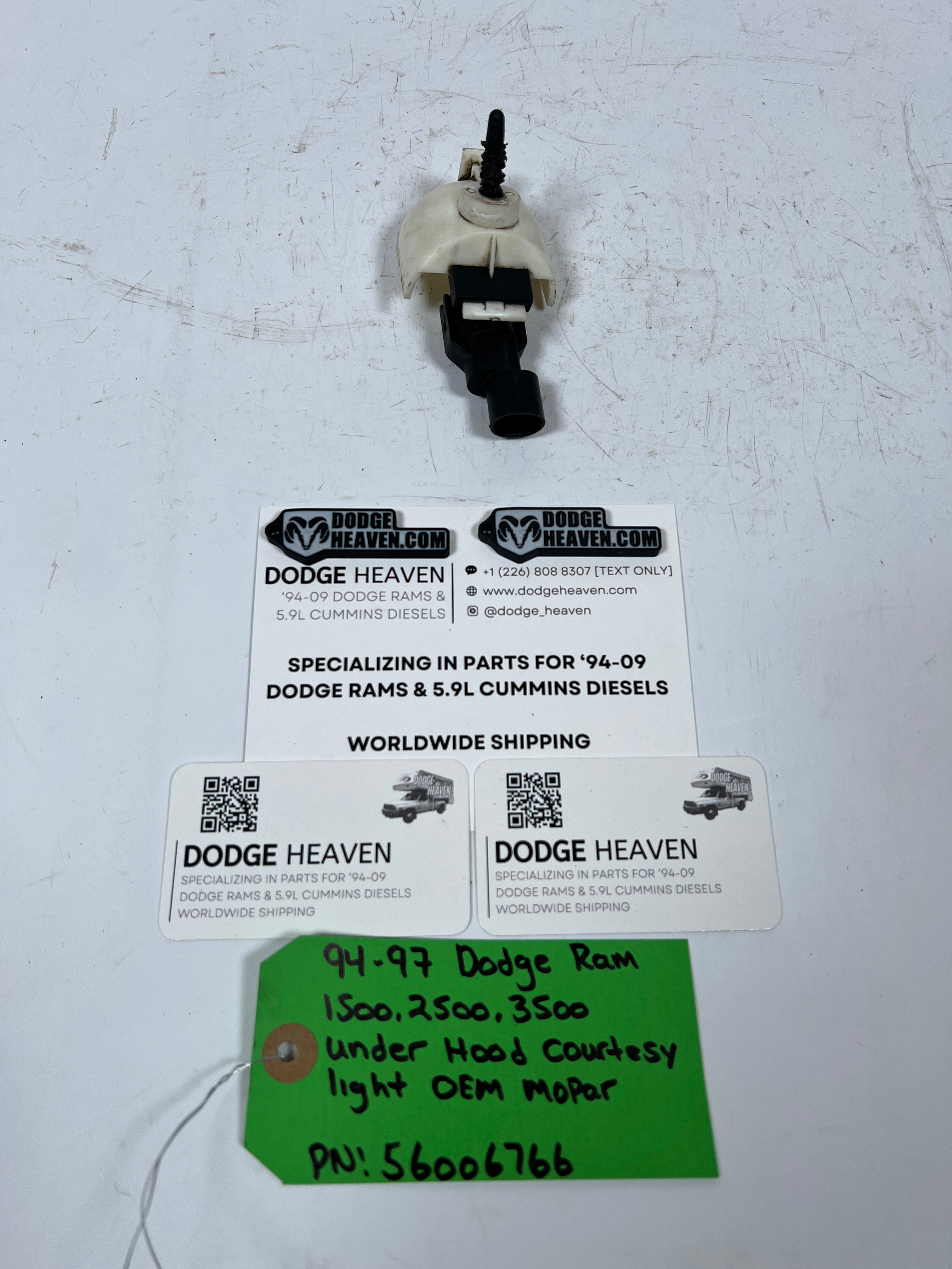 1994-1997 Dodge Ram 1500-3500 Under Hood Courtesy Dome Light