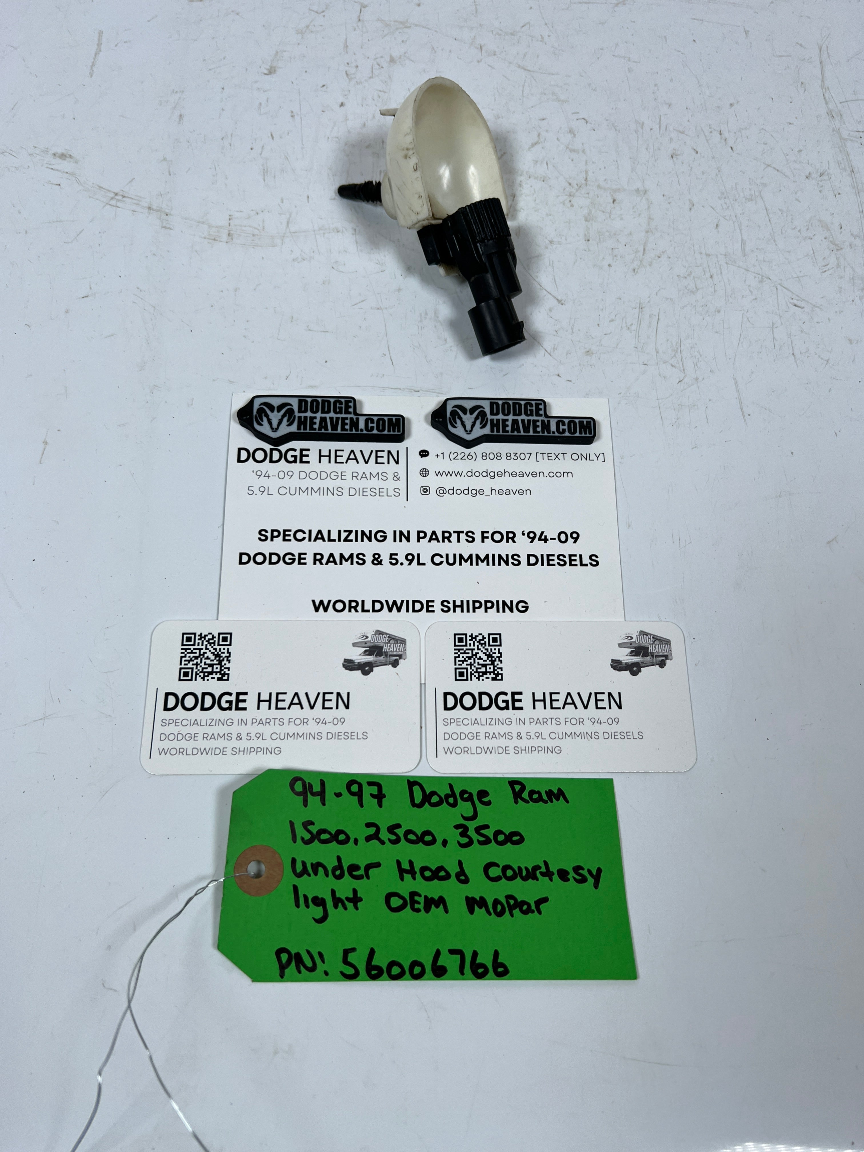1994-1997 Dodge Ram 1500-3500 Under Hood Courtesy Dome Light