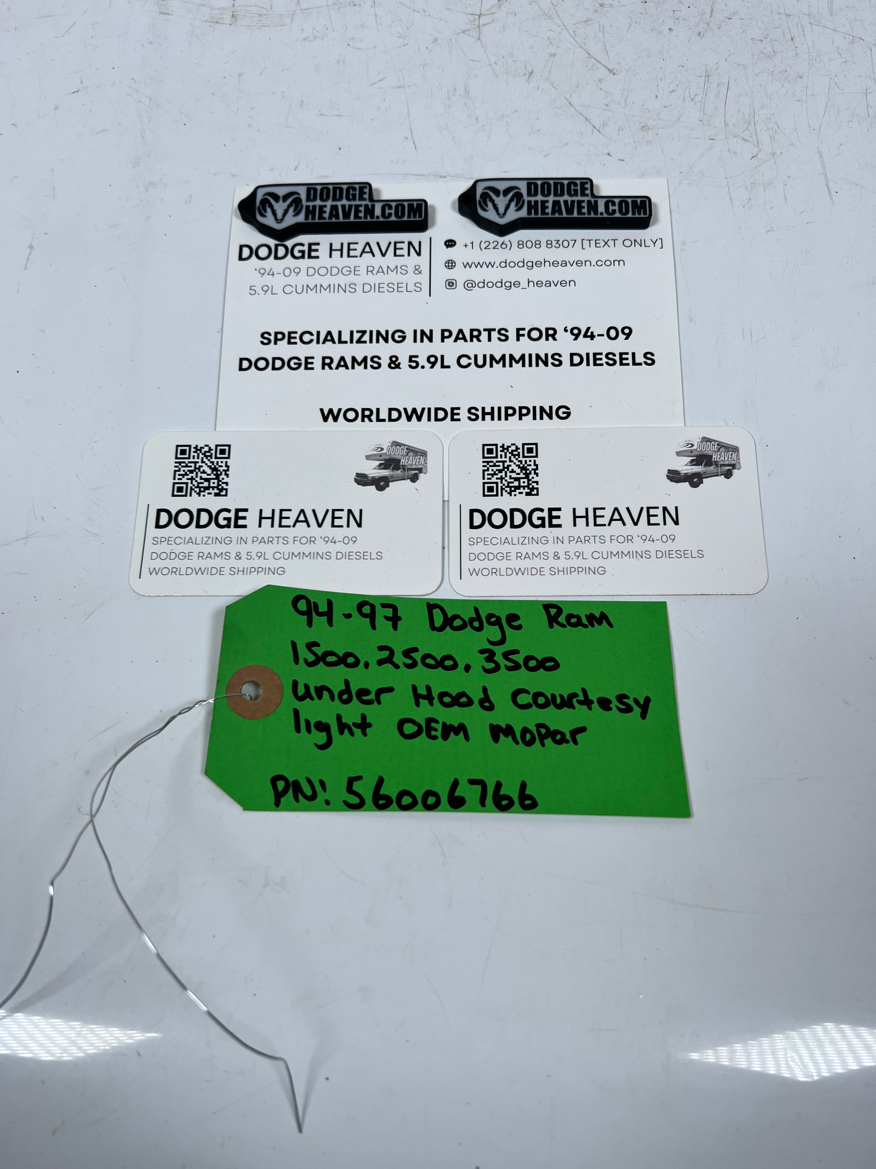 1994-1997 Dodge Ram 1500-3500 Under Hood Courtesy Dome Light