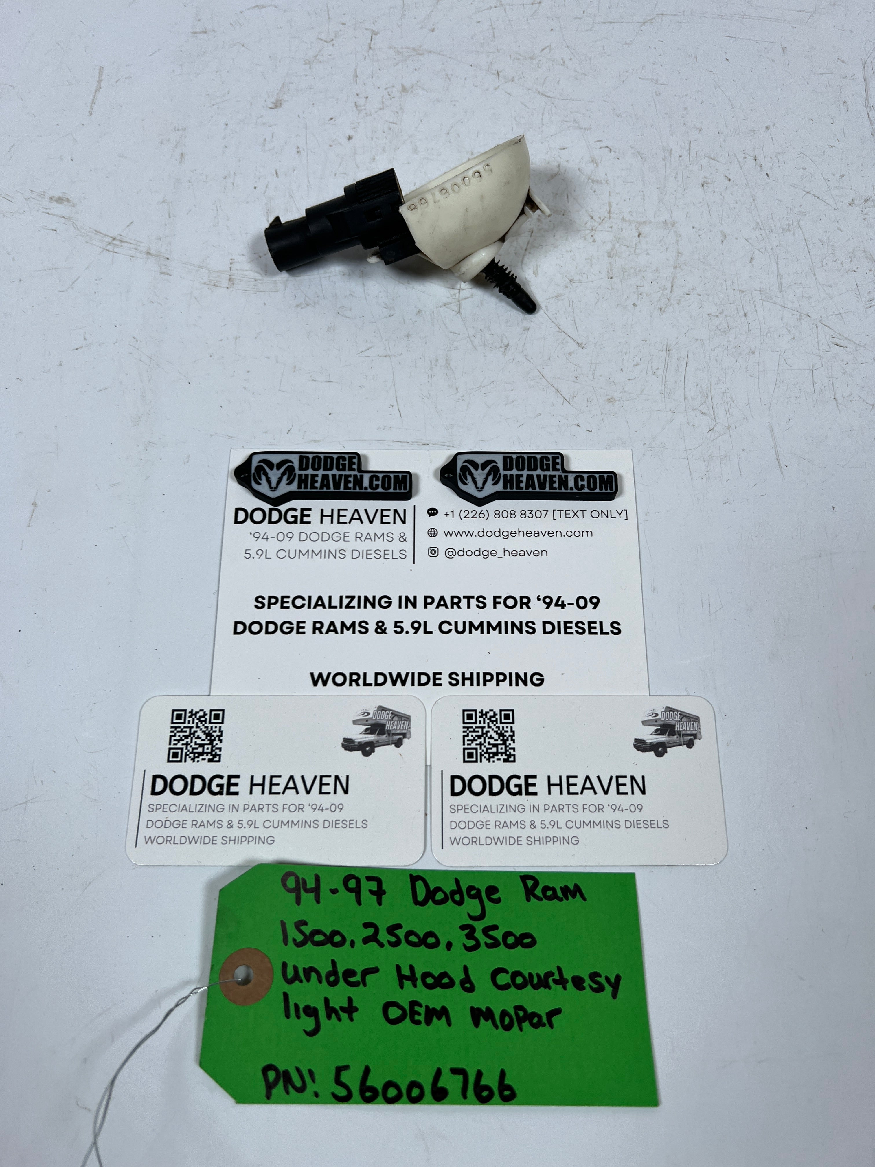 1994-1997 Dodge Ram 1500-3500 Under Hood Courtesy Dome Light