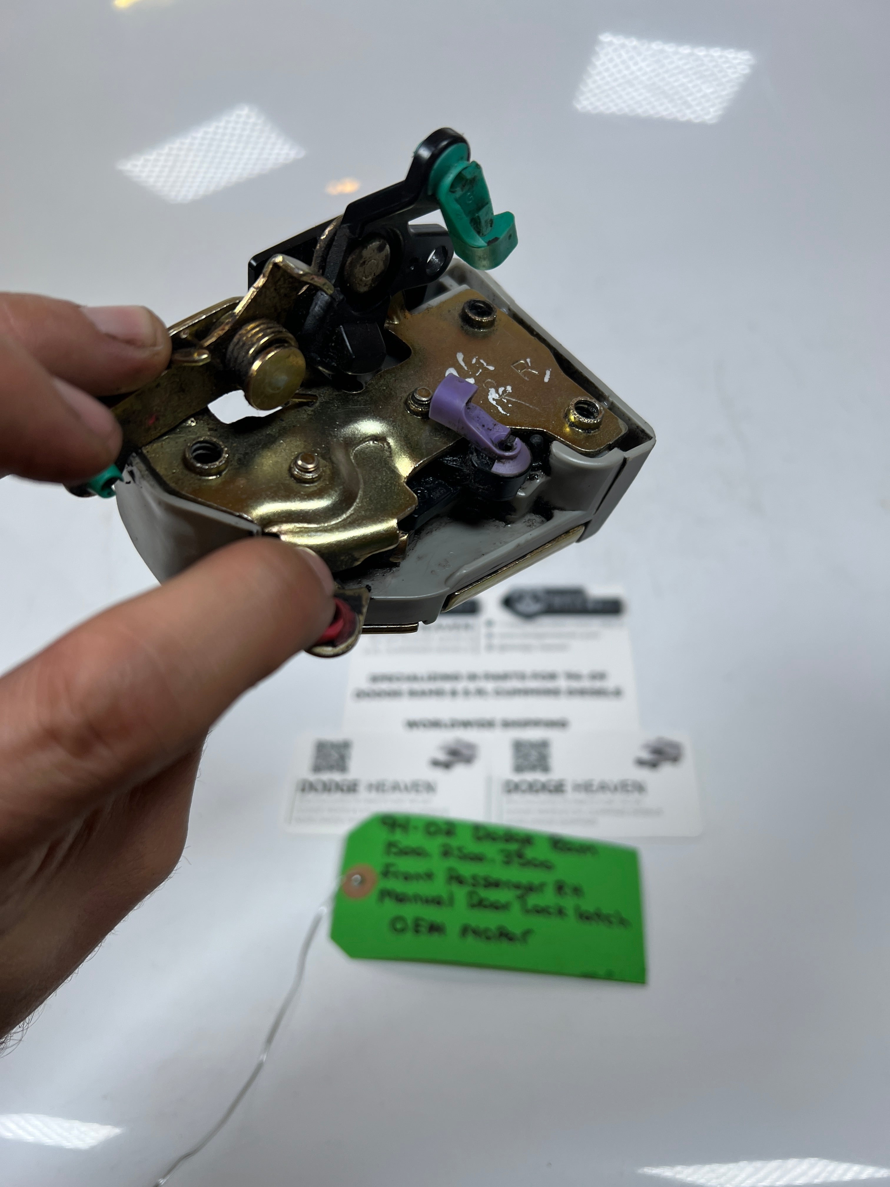 1994-2002 Dodge Ram Front Passenger RH Manual Door Lock Latch