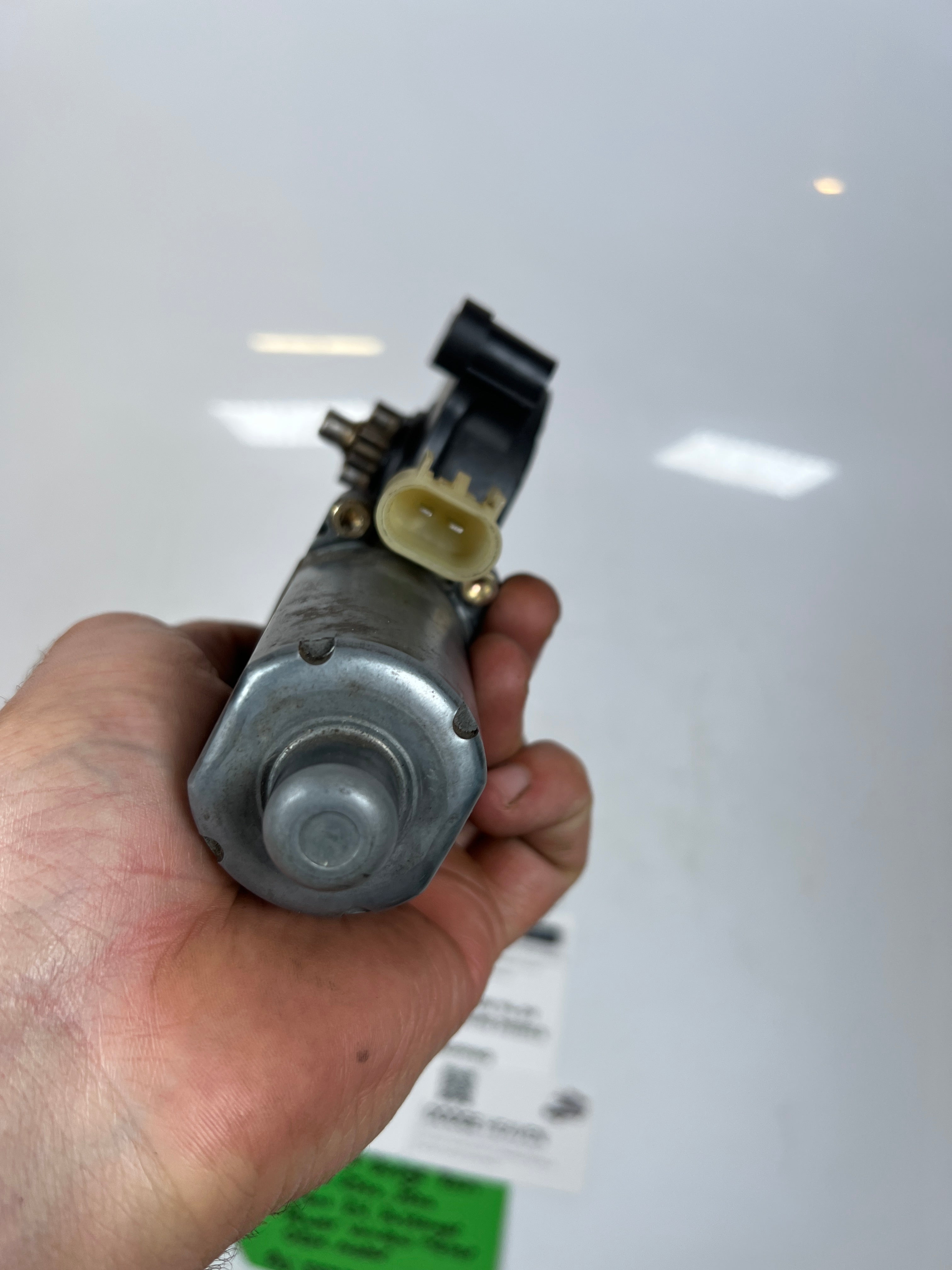 2002-2009 Dodge Ram Front RH Passenger Power Window Motor