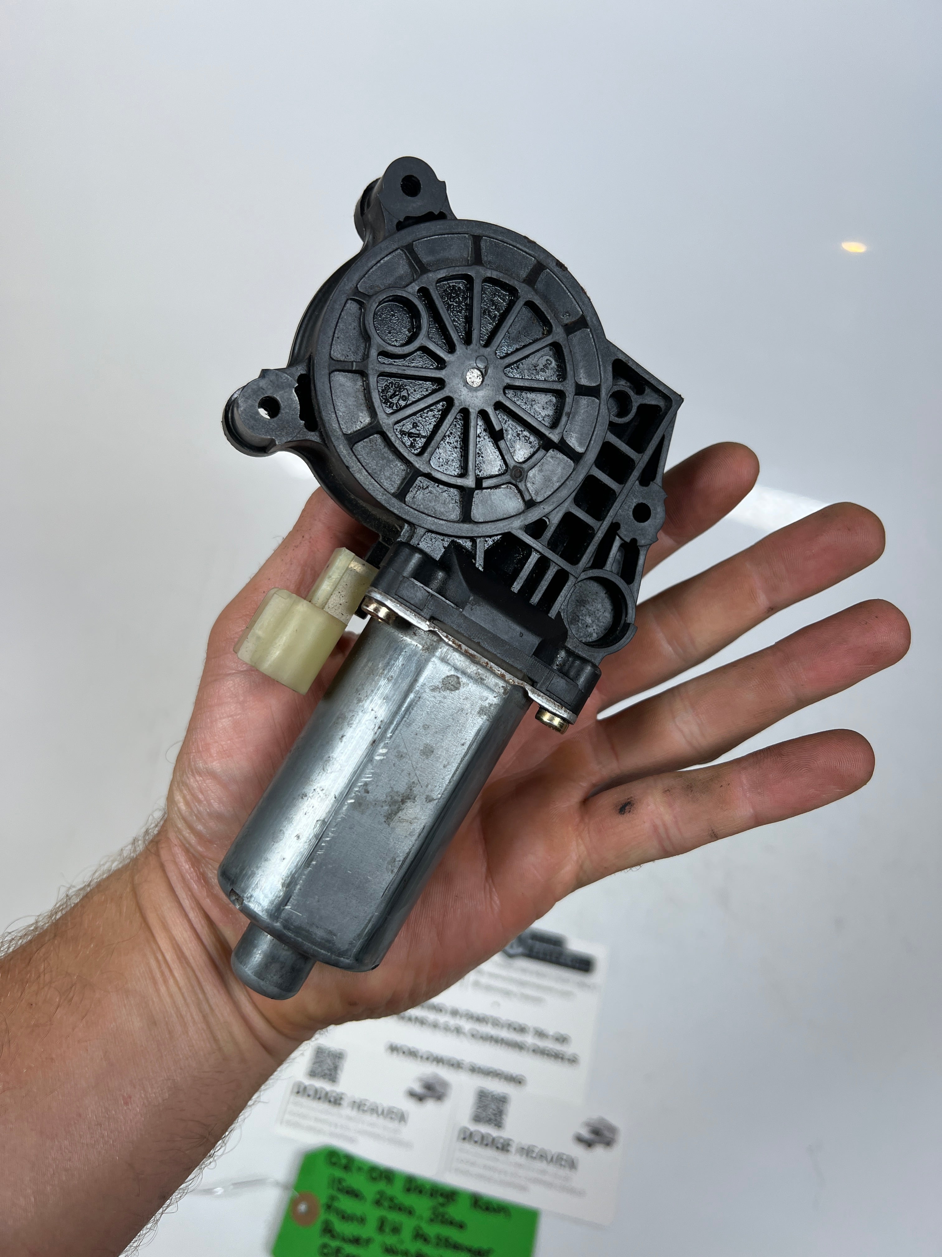 2002-2009 Dodge Ram Front RH Passenger Power Window Motor