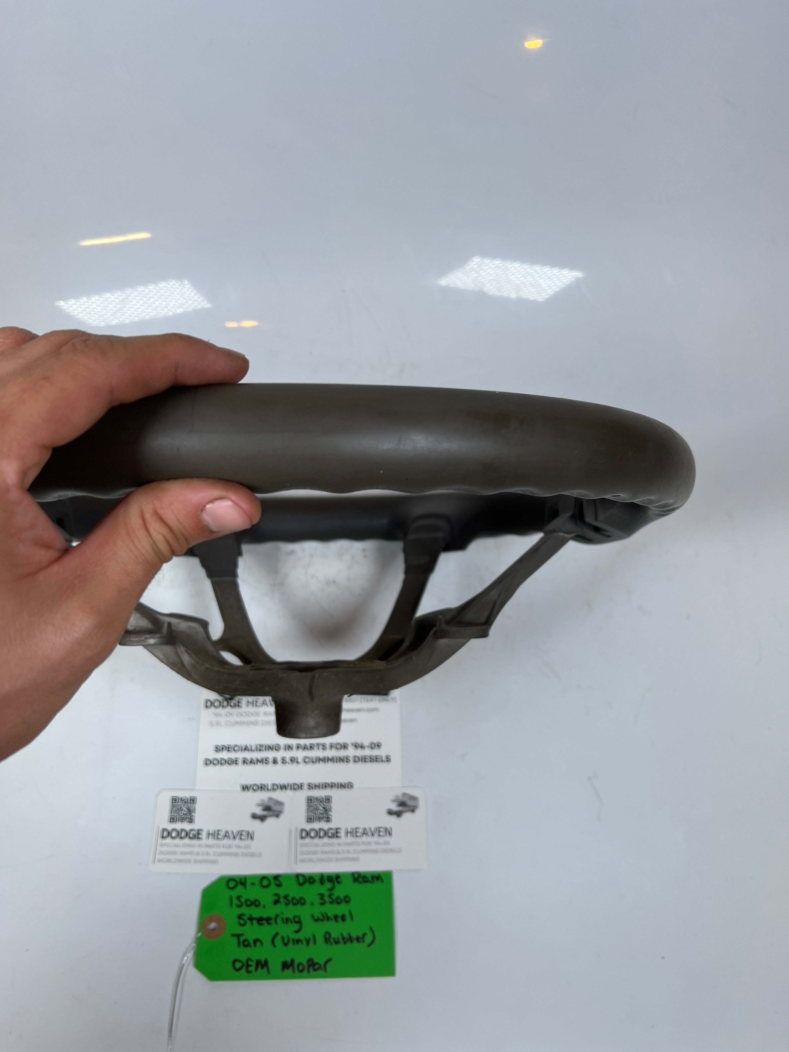 2004-2005 Dodge Ram 1500 2500 3500  Steering Wheel Tan Vinyl Rubber