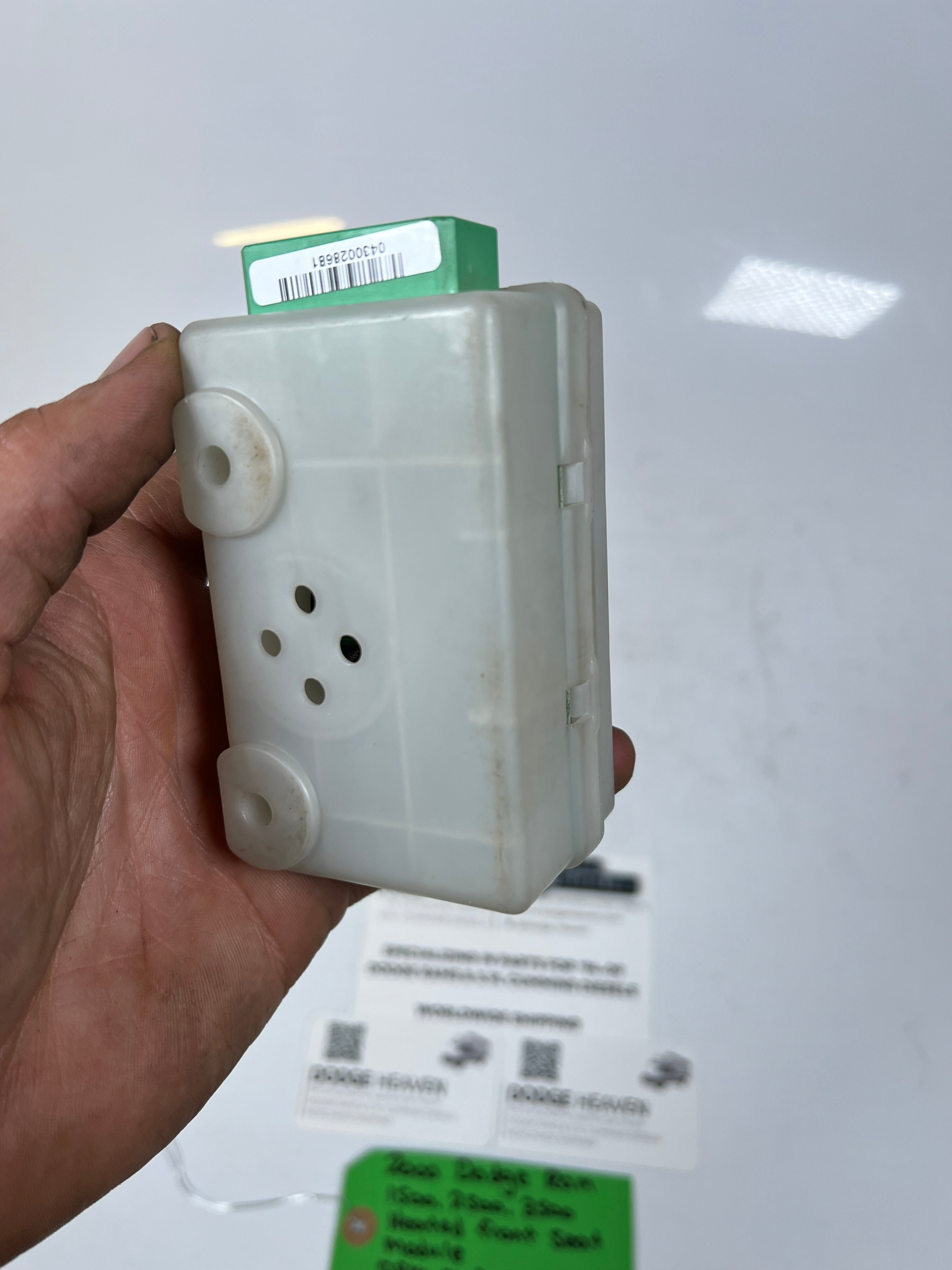 2000-2000 Dodge Ram 1500 2500 3500 Heated Seat Control Module