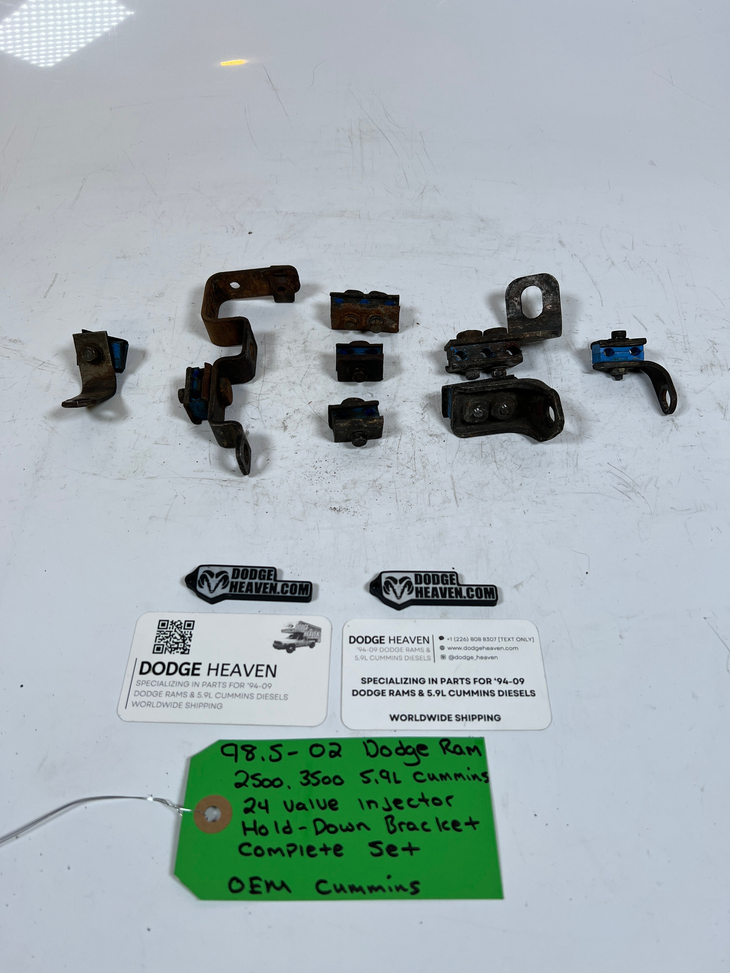 1998.5-2002 Dodge Ram 5.9L Cummins 24 Valve Injector Line Hold-Down Brackets