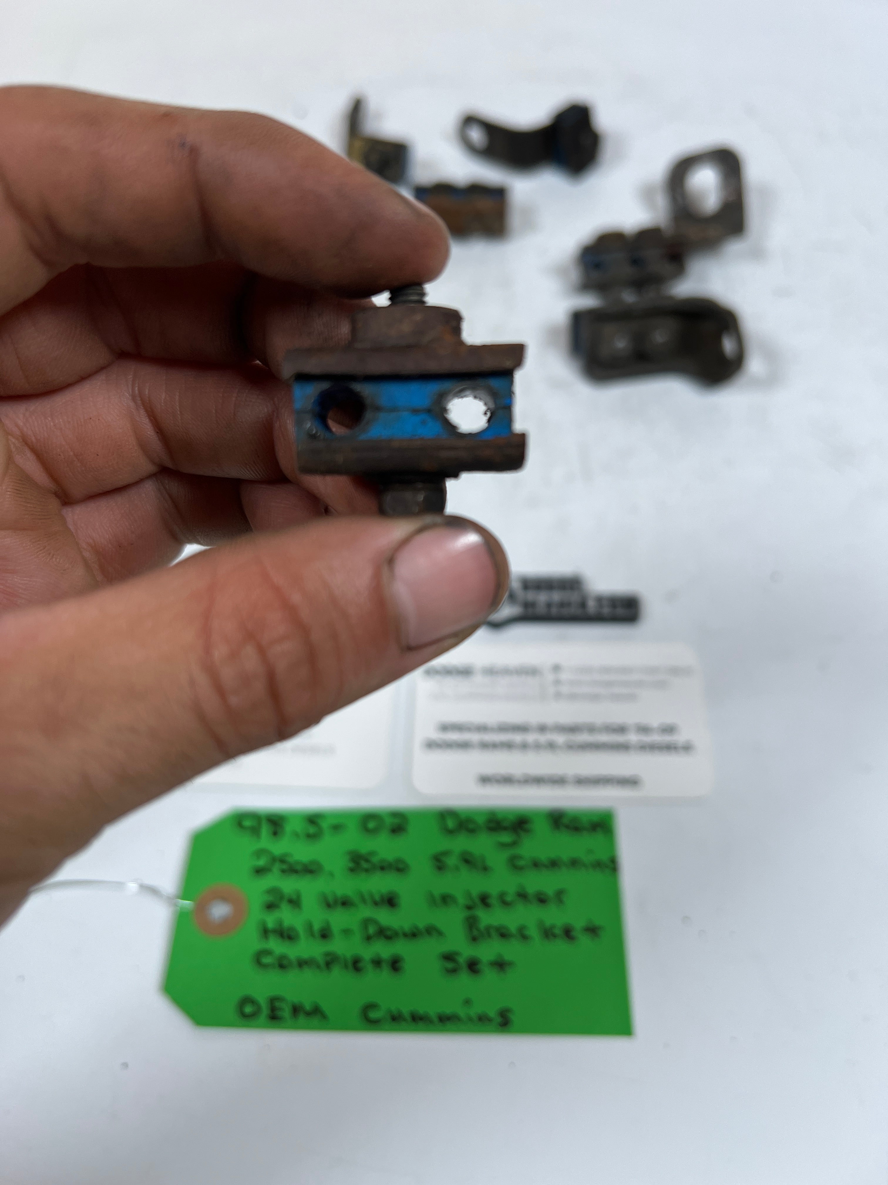 1998.5-2002 Dodge Ram 5.9L Cummins 24 Valve Injector Line Hold-Down Brackets