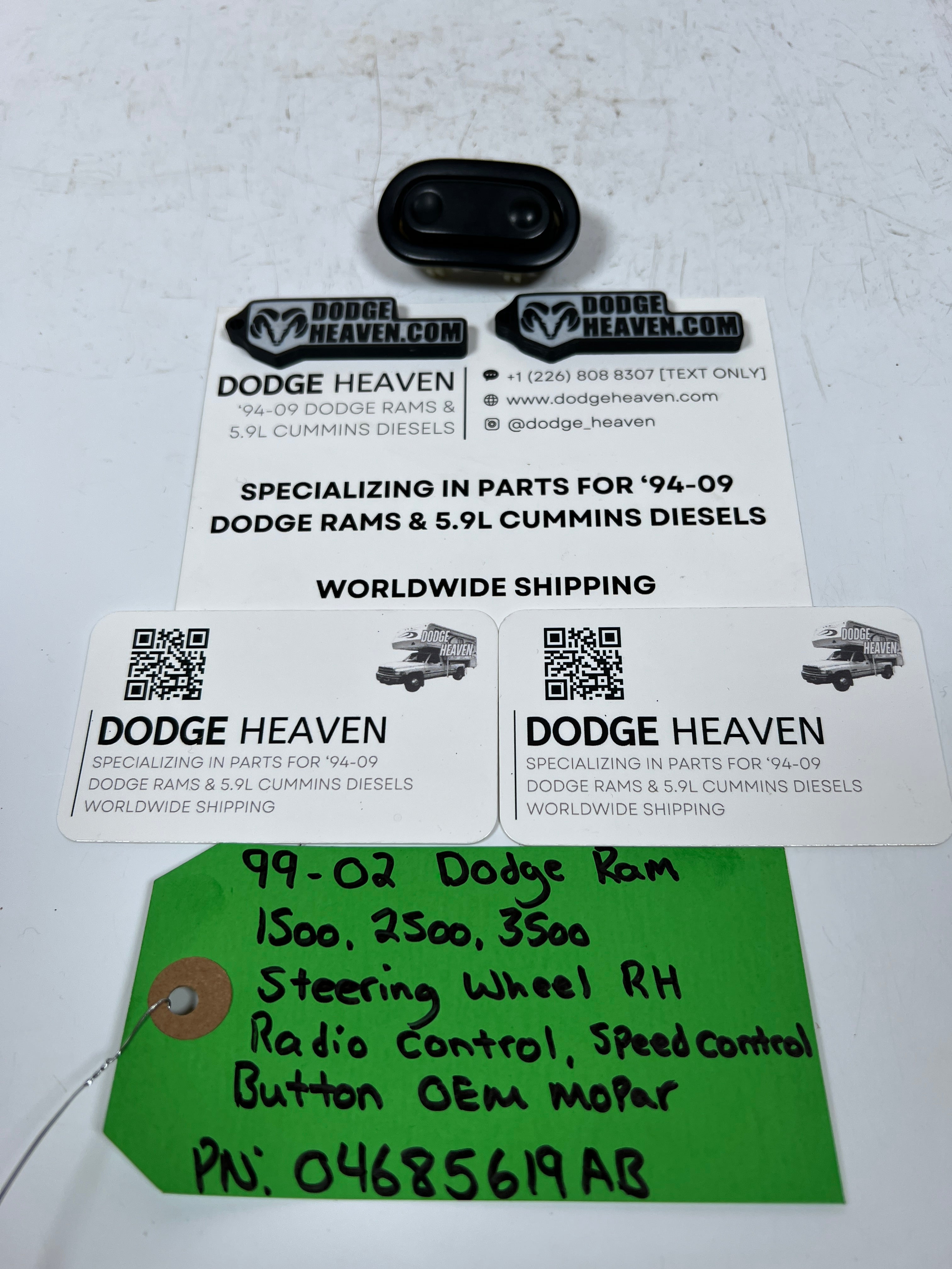 1999-2002 Dodge Ram Steering Wheel Radio Control Switch RH