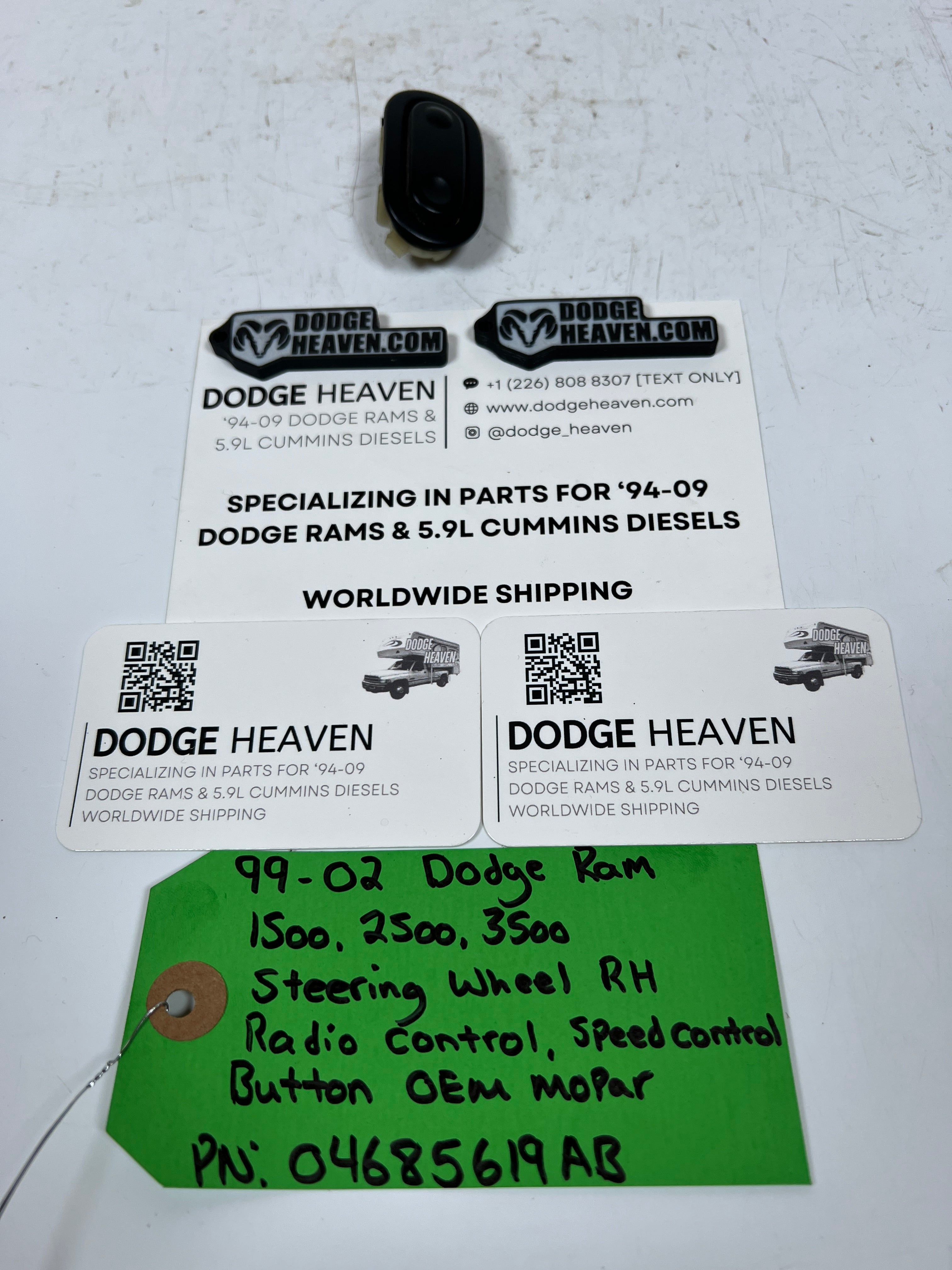 1999-2002 Dodge Ram Steering Wheel Radio Control Switch RH