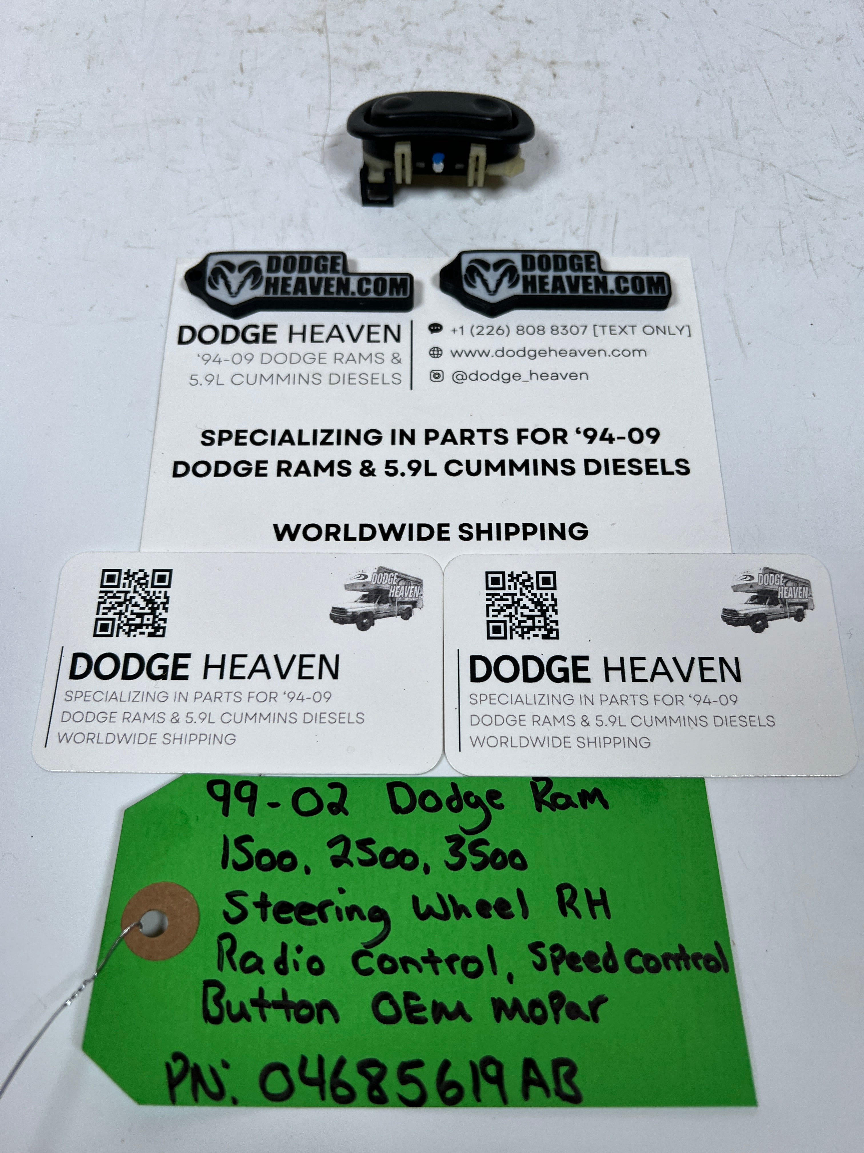 1999-2002 Dodge Ram Steering Wheel Radio Control Switch RH