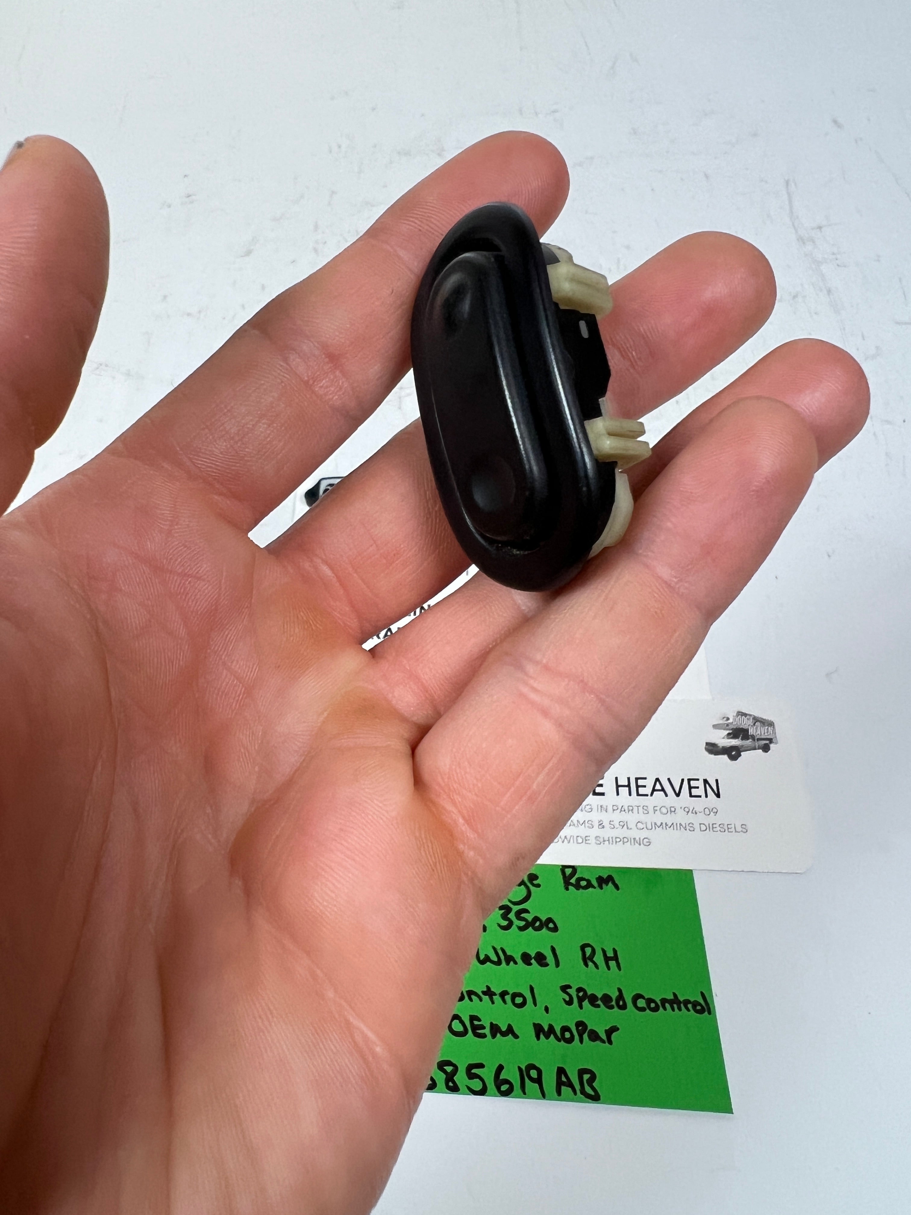 1999-2002 Dodge Ram Steering Wheel Radio Control Switch RH