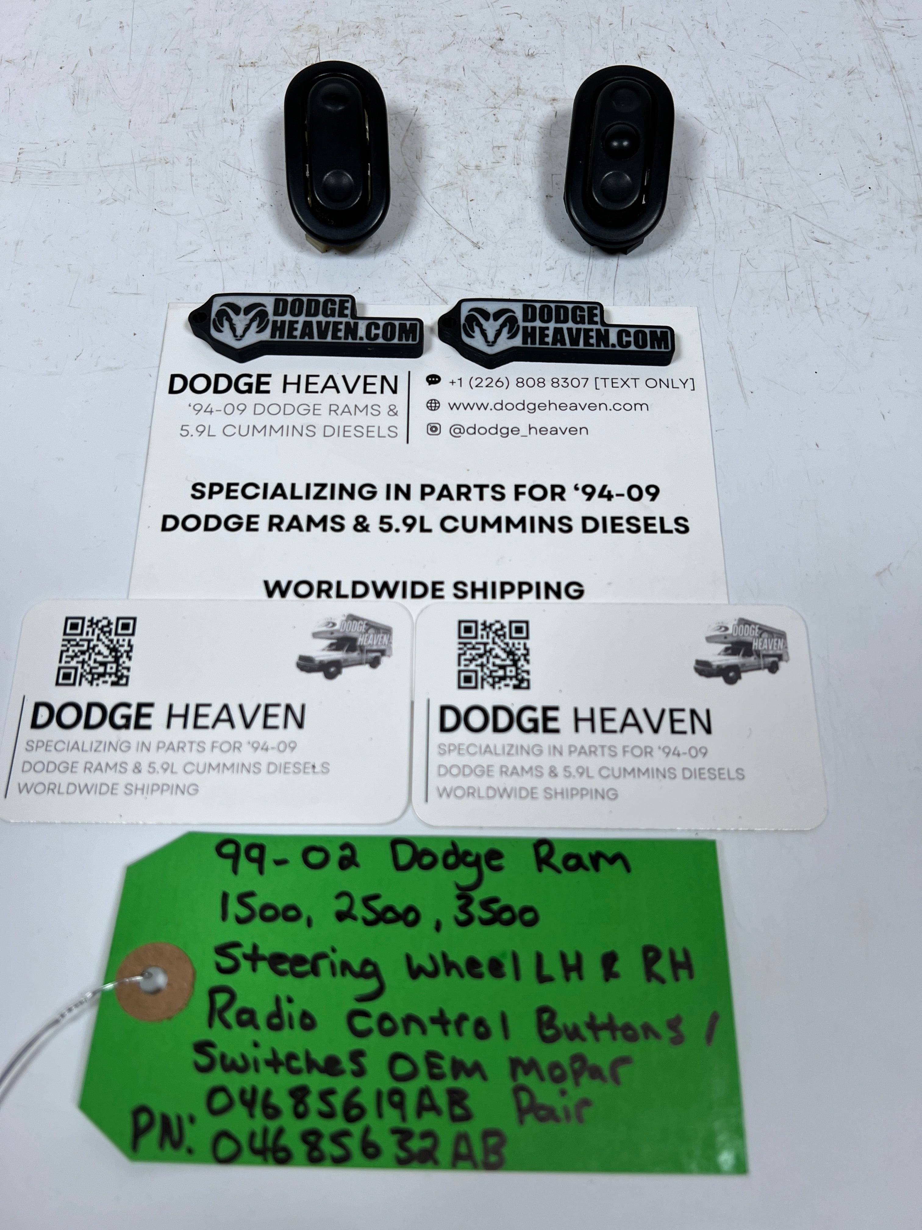 1999-2002 Dodge Ram Steering Wheel Radio Control Switch Pair RH & LH