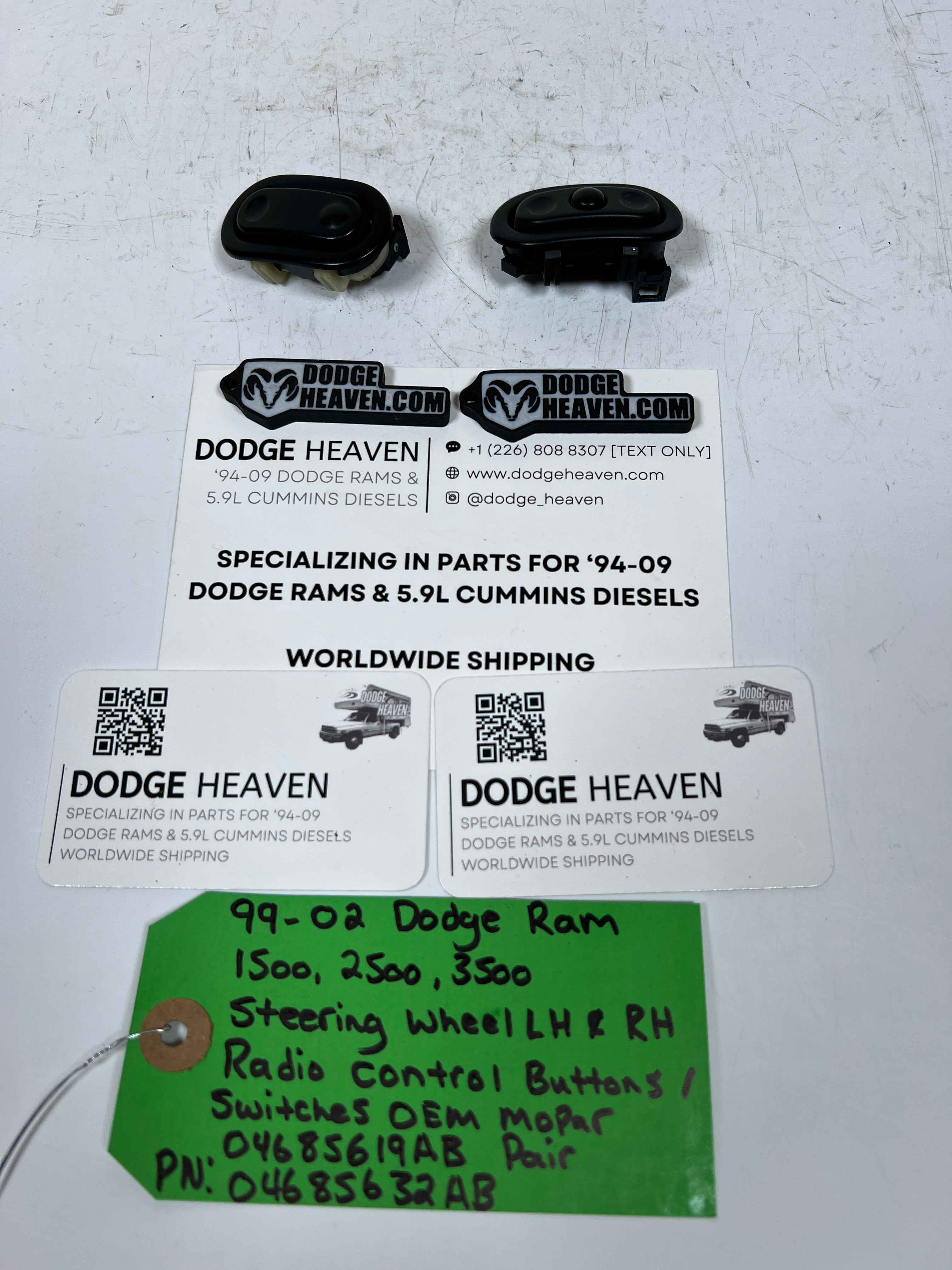 1999-2002 Dodge Ram Steering Wheel Radio Control Switch Pair RH & LH