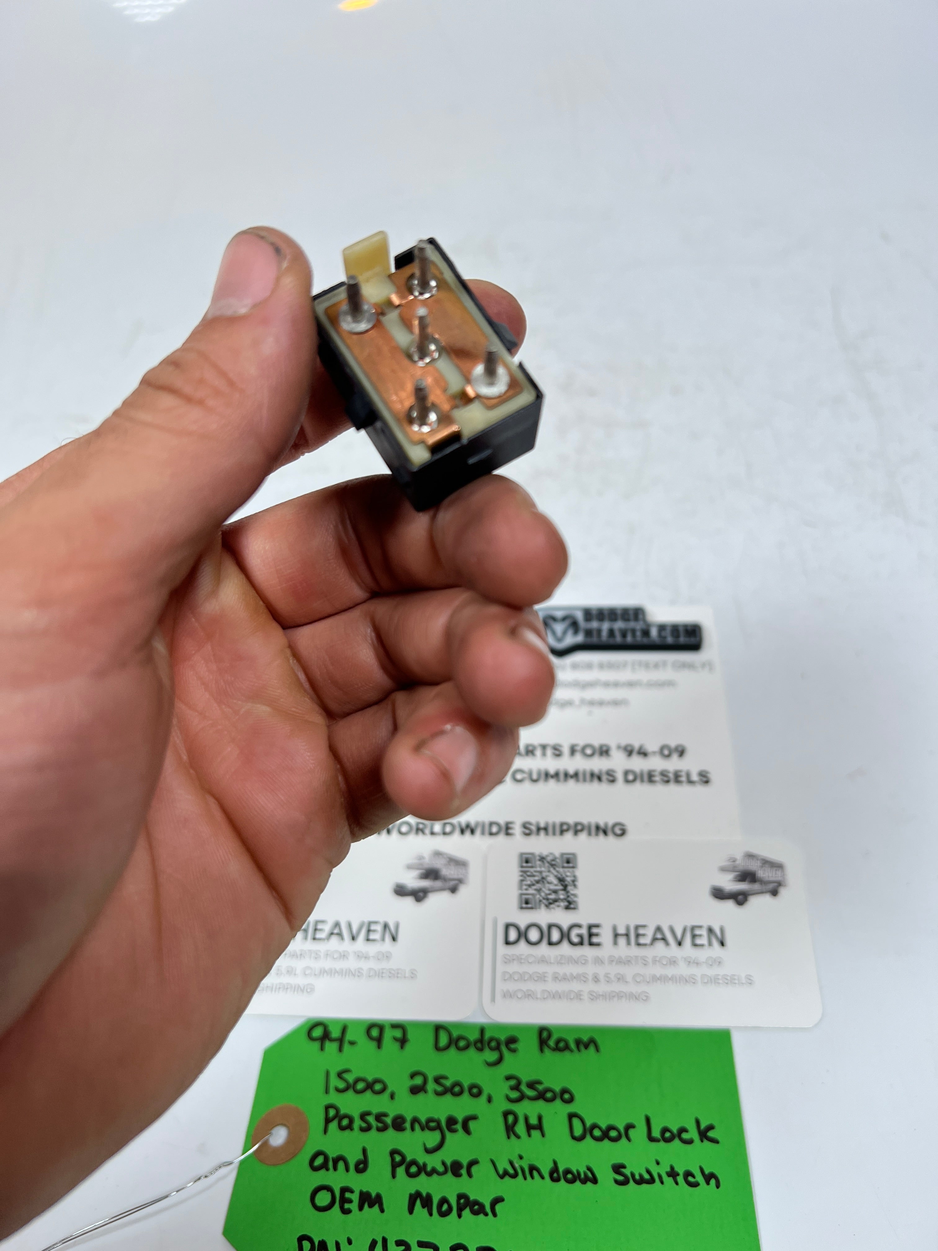 1994-1997 Dodge Ram Passenger RH Door Lock & Window Switch