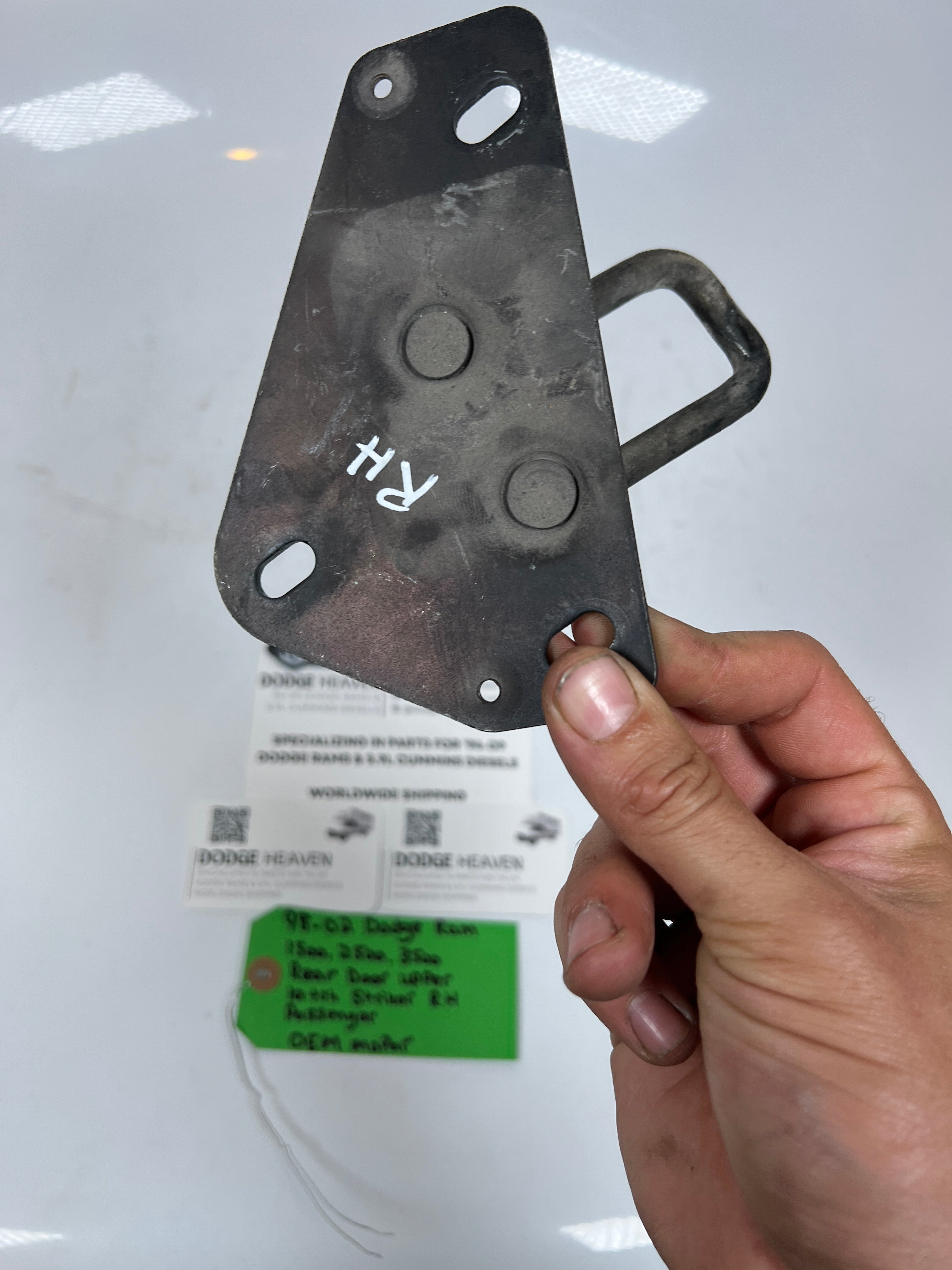 1998-2002 Dodge Ram Extended Cab Rear Door Upper Striker Latch Passenger RH