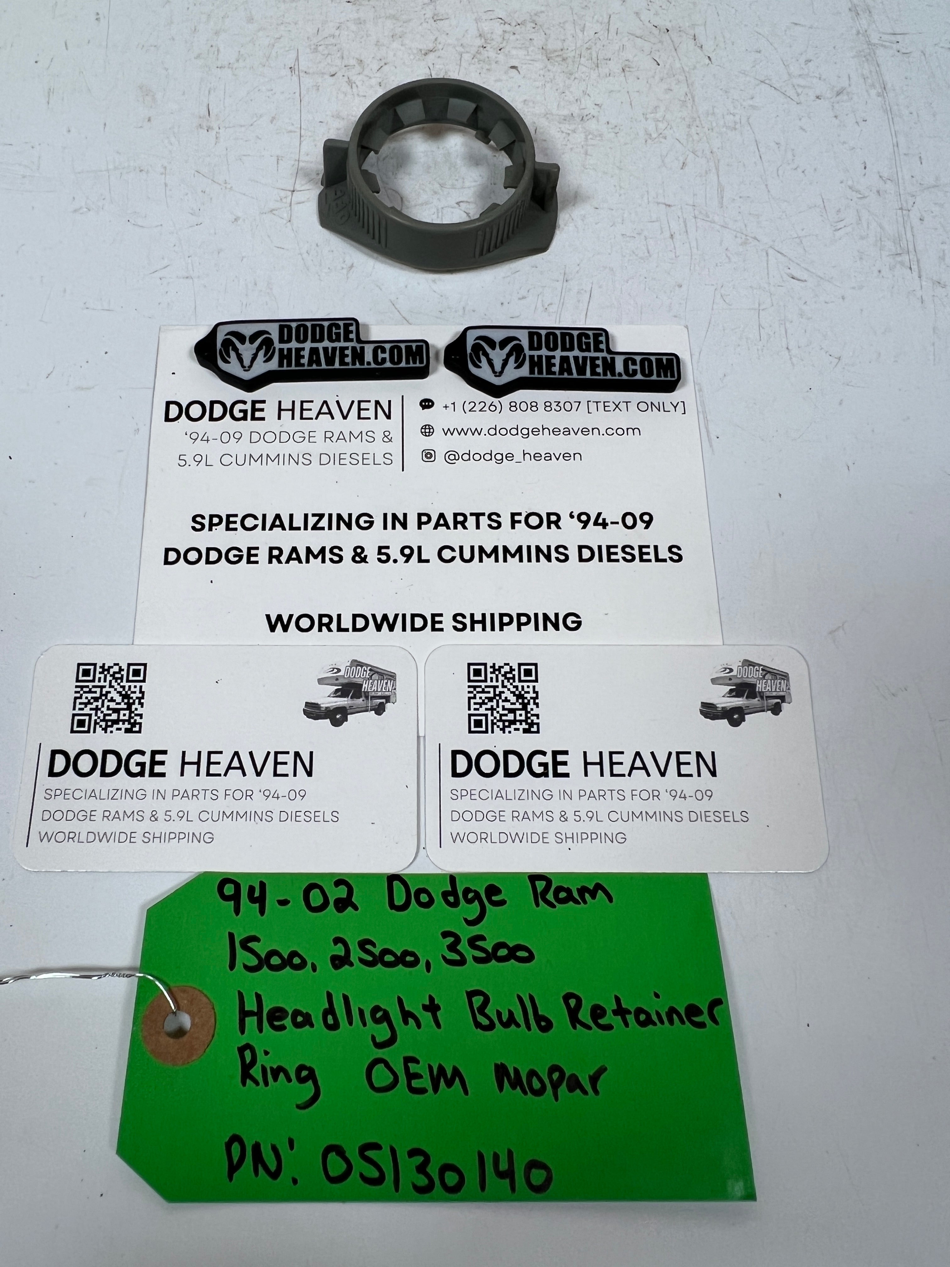 1994-2002 Dodge Ram Headlight Bulb Retaining Retainer Ring
