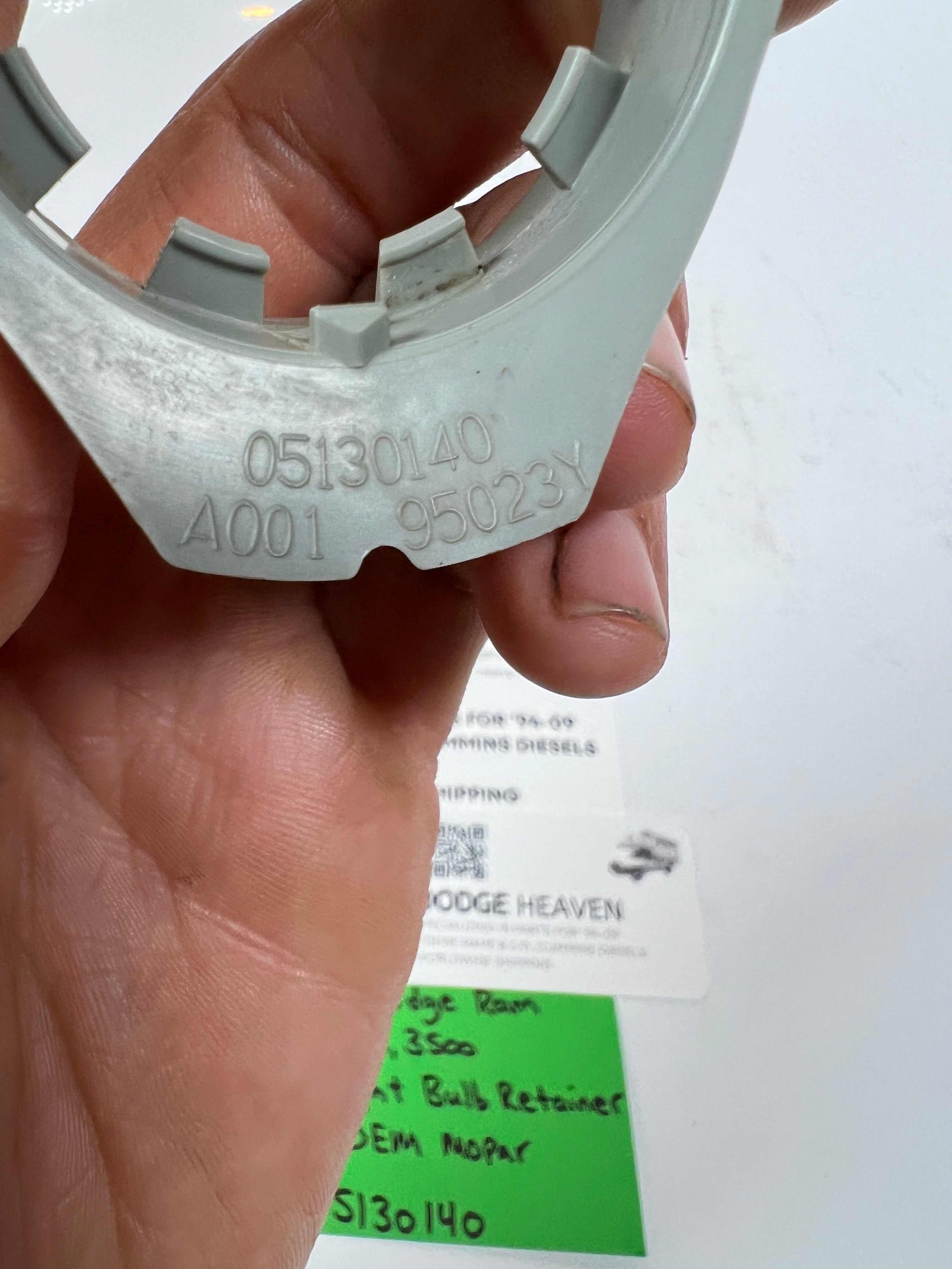 1994-2002 Dodge Ram Headlight Bulb Retaining Retainer Ring