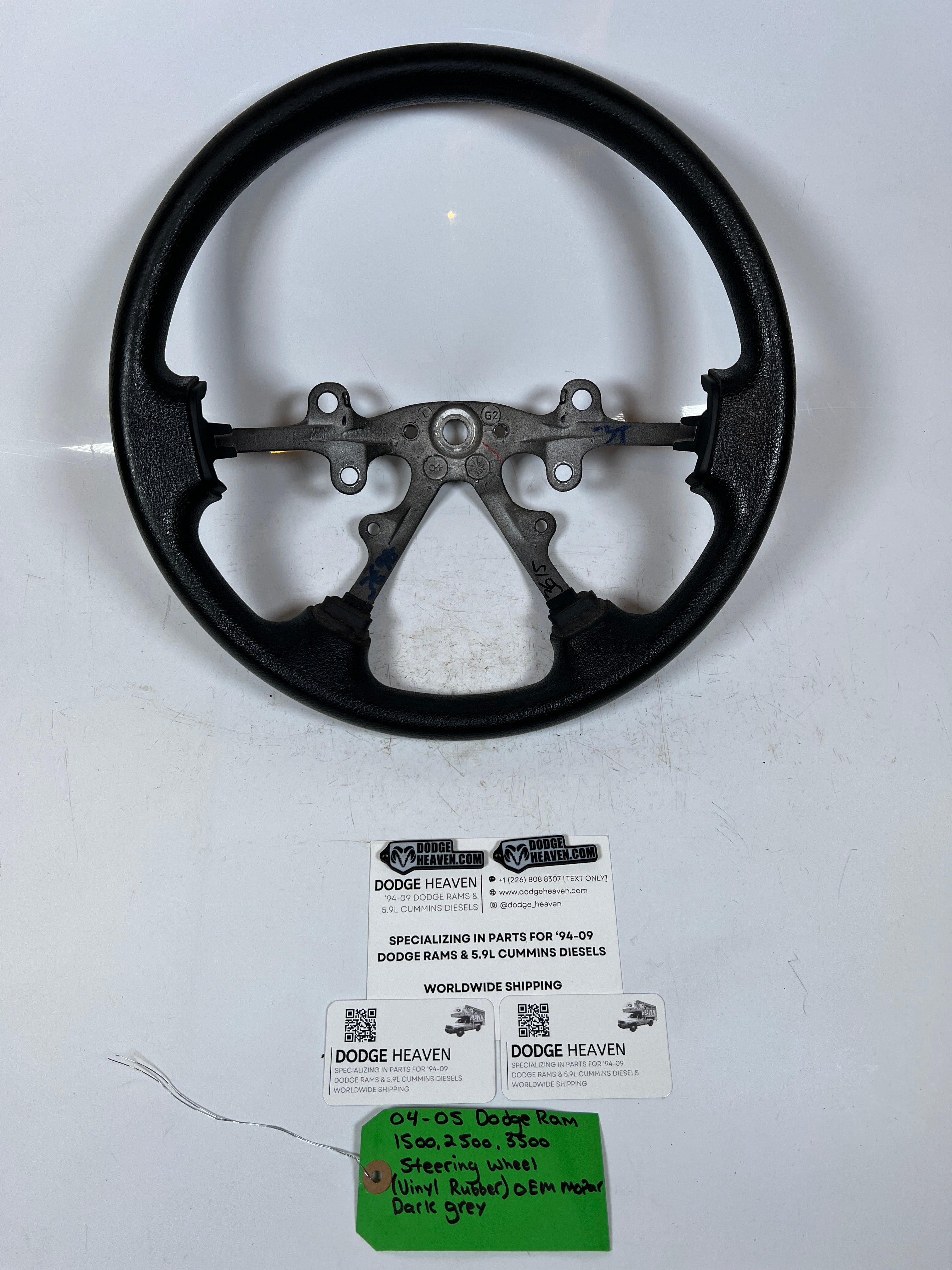 2004-2005 Dodge Ram 1500 2500 3500 Steering Wheel Vinyl Rubber Dark Grey