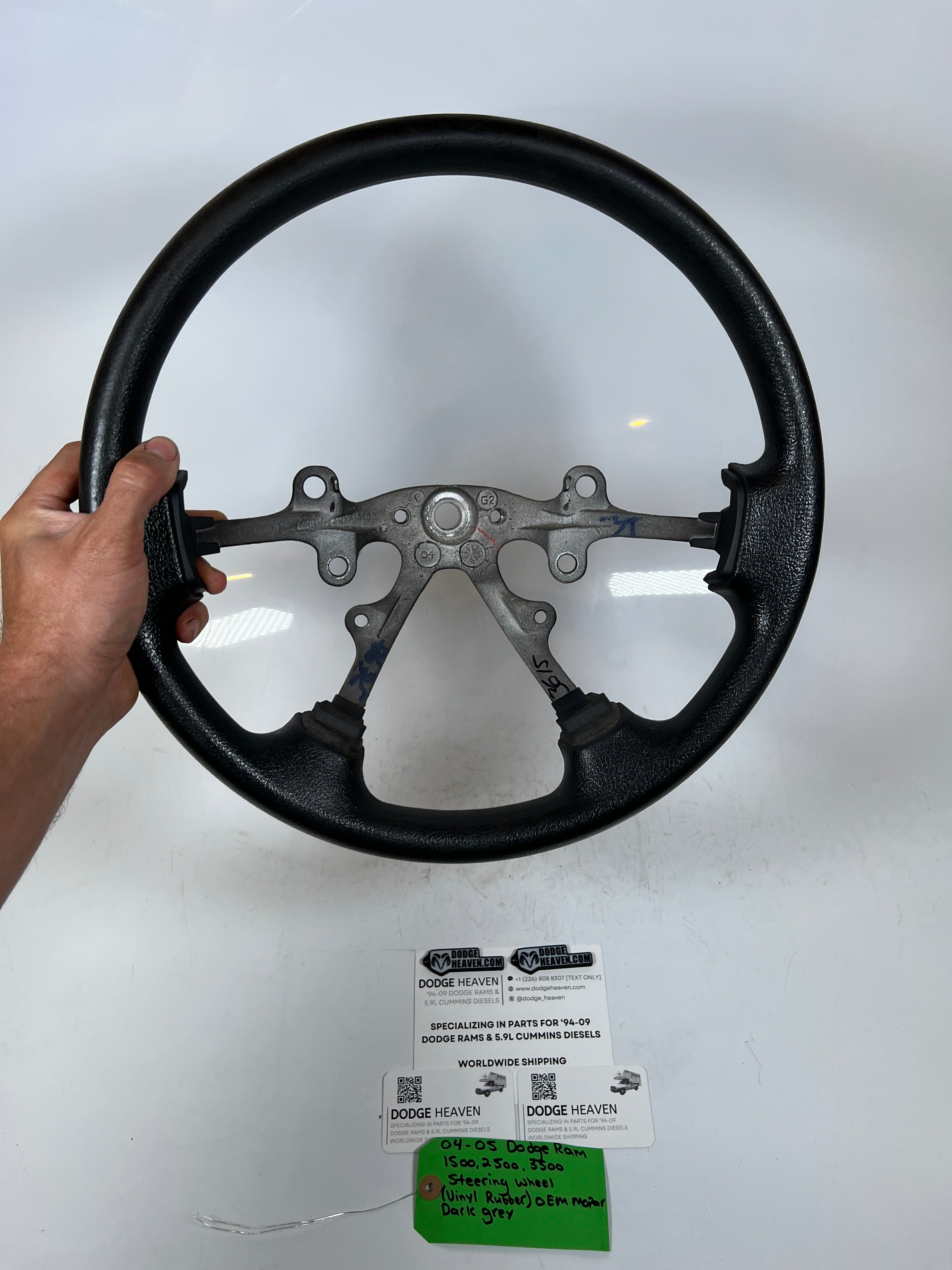 2004-2005 Dodge Ram 1500 2500 3500 Steering Wheel Vinyl Rubber Dark Grey