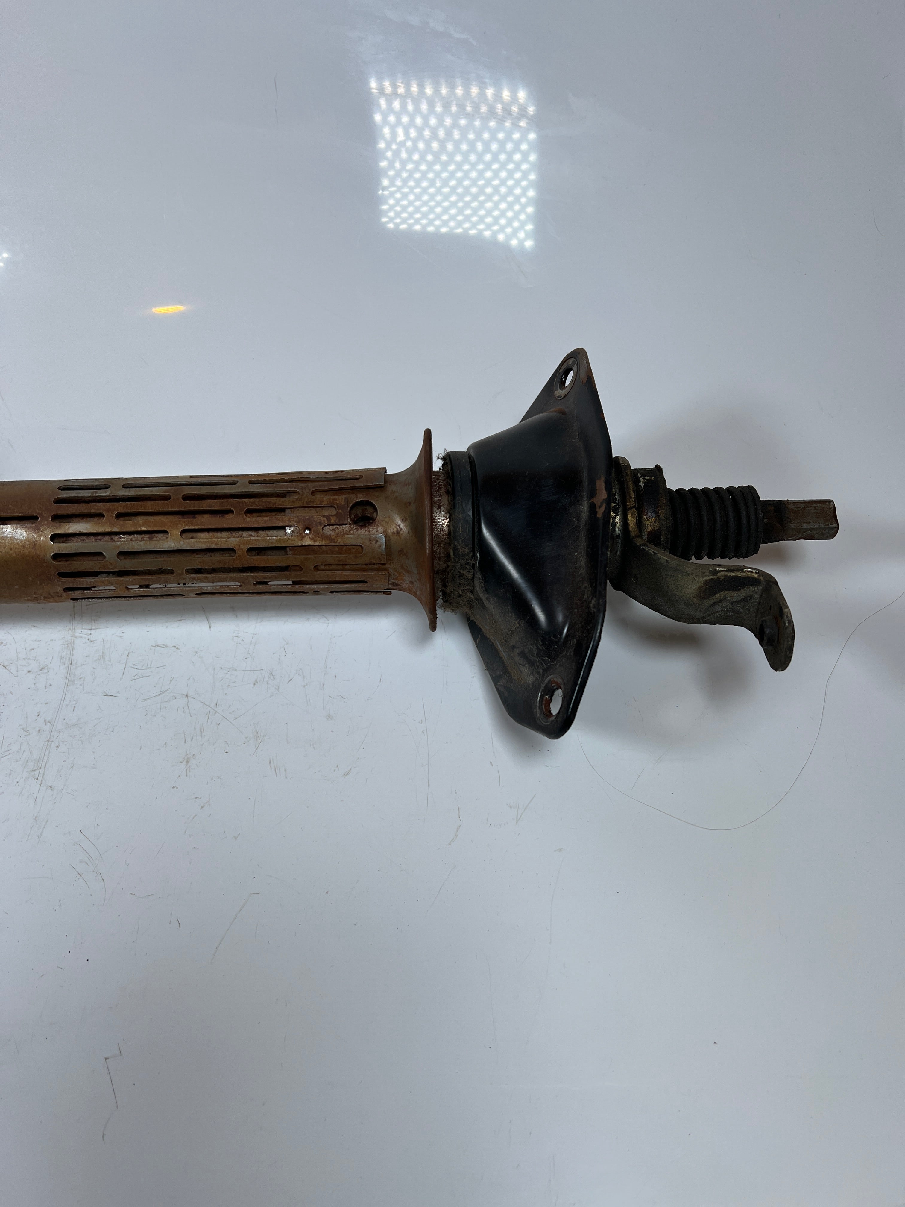 1996-1997 Dodge Ram 1500-3500 Steering Column Automatic Trans With Tilt